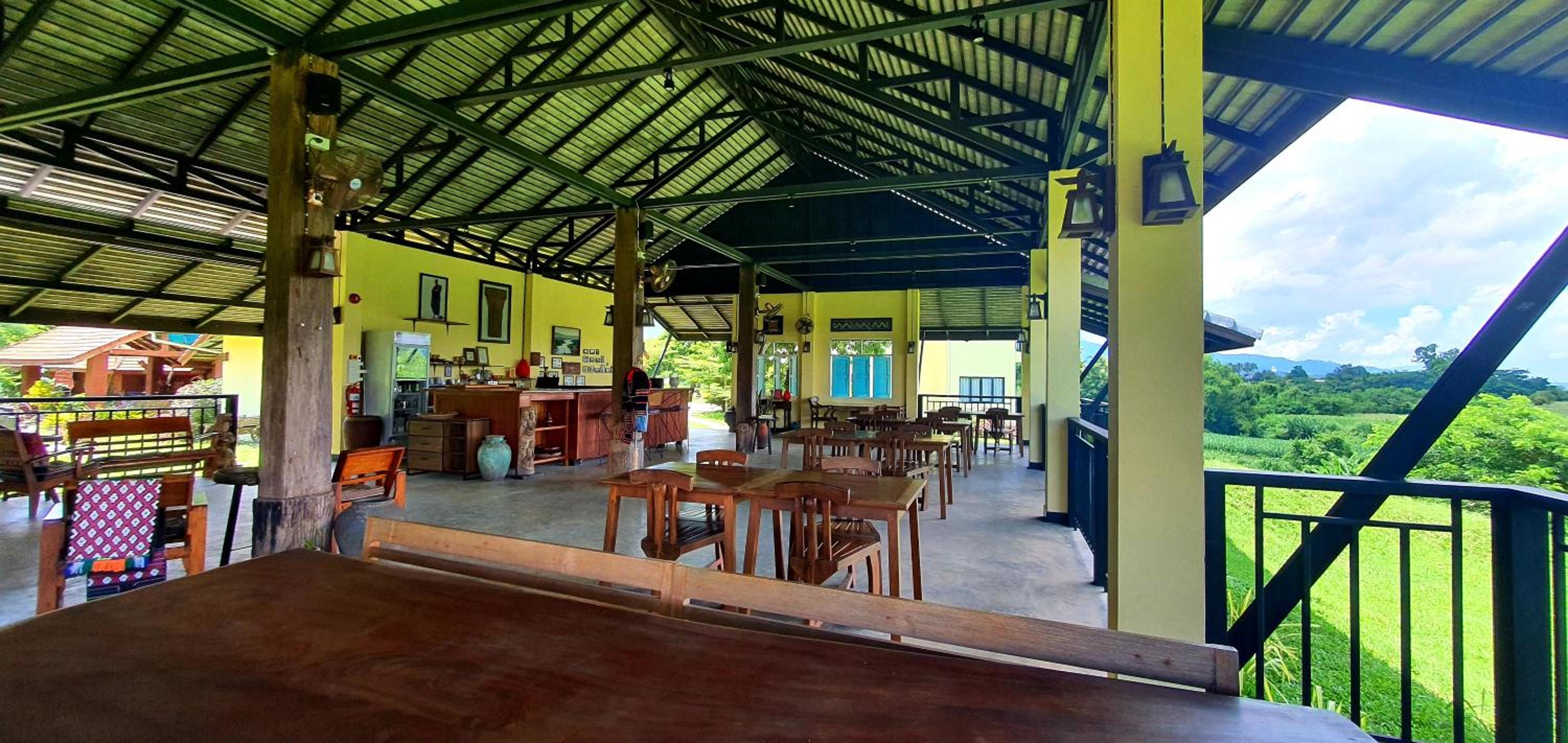 Baan Sakuna Hotel