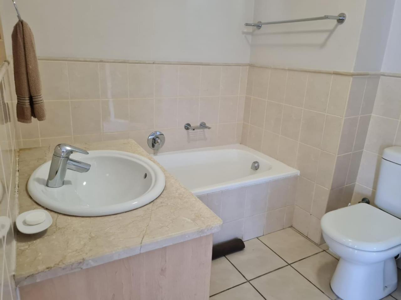 Point Village Accommodation - Santos 11 view 3
