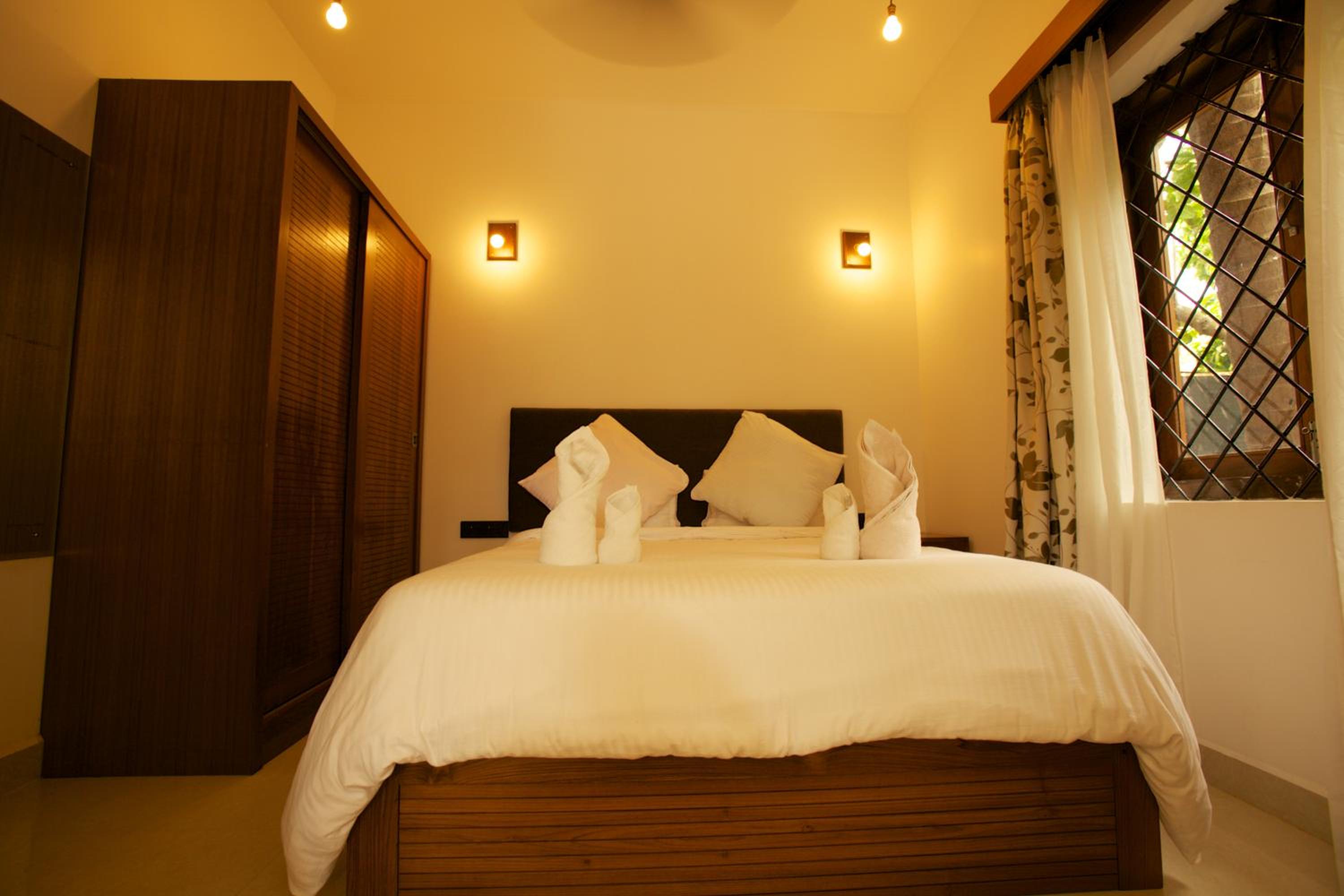 Dunhill Beach Resort