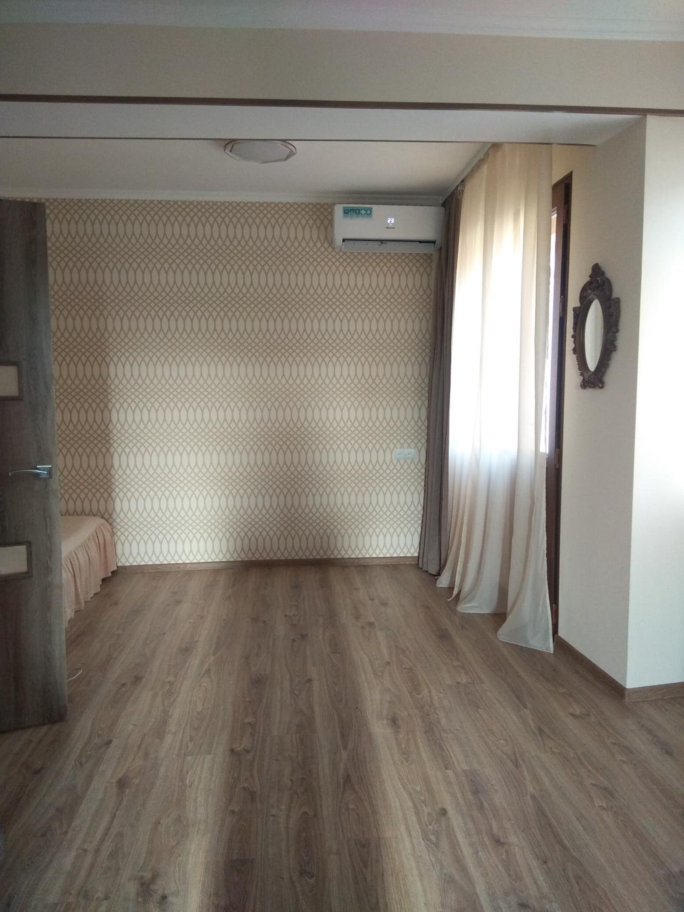 Sunny Aura apartment