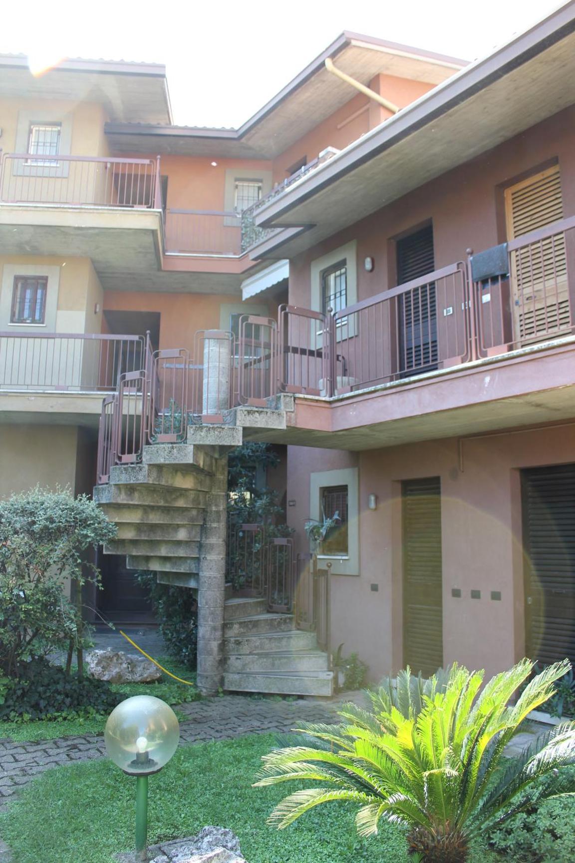 The Giona Apartment Sirmione view 2