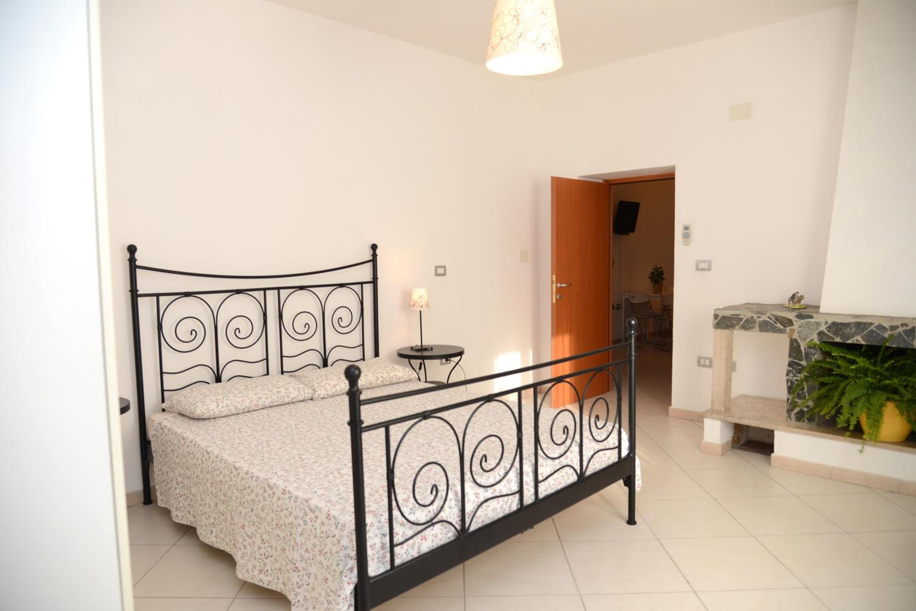 Jonico Guest House