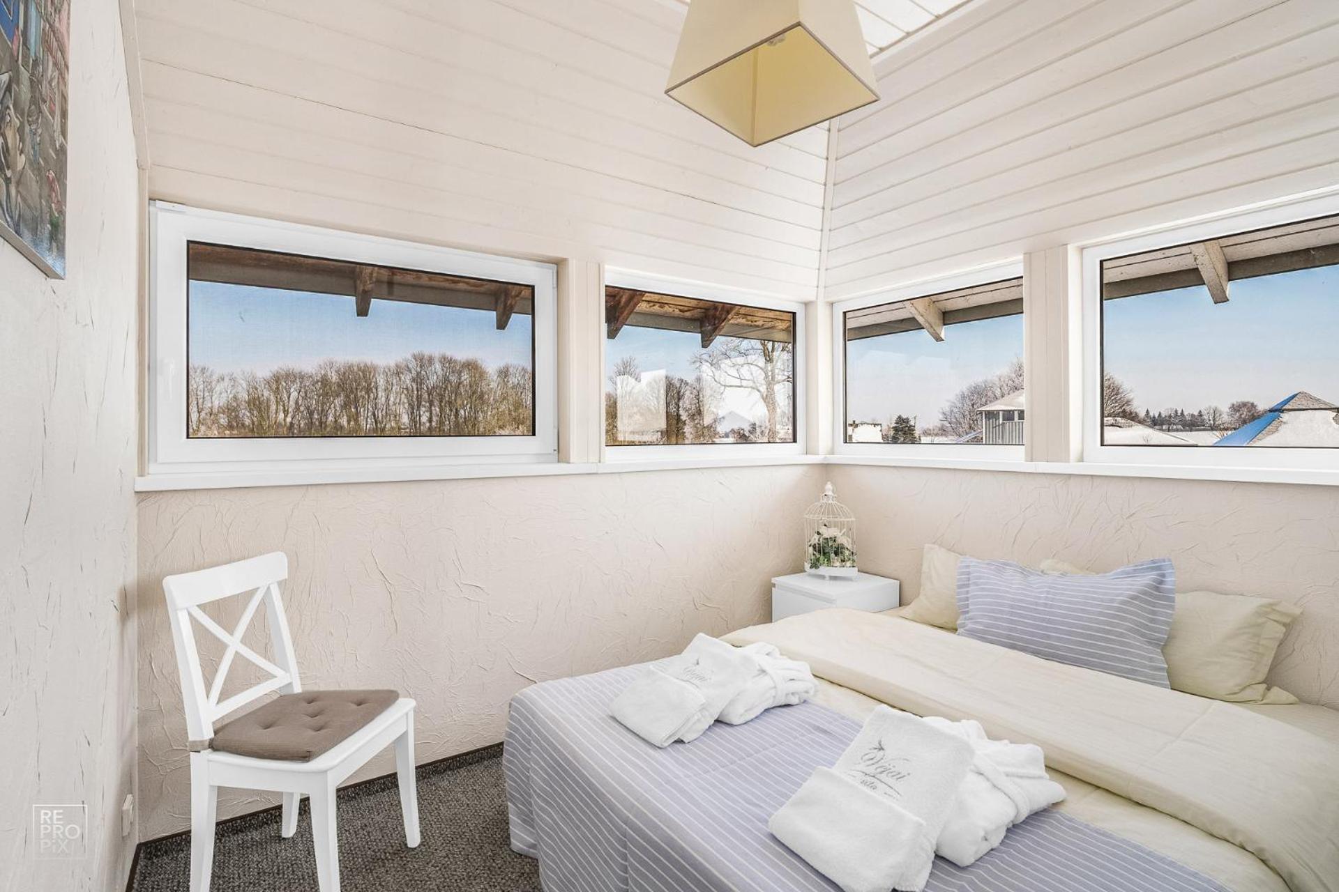 Cozy stay by Kaunas vila 9Vėjai view 3