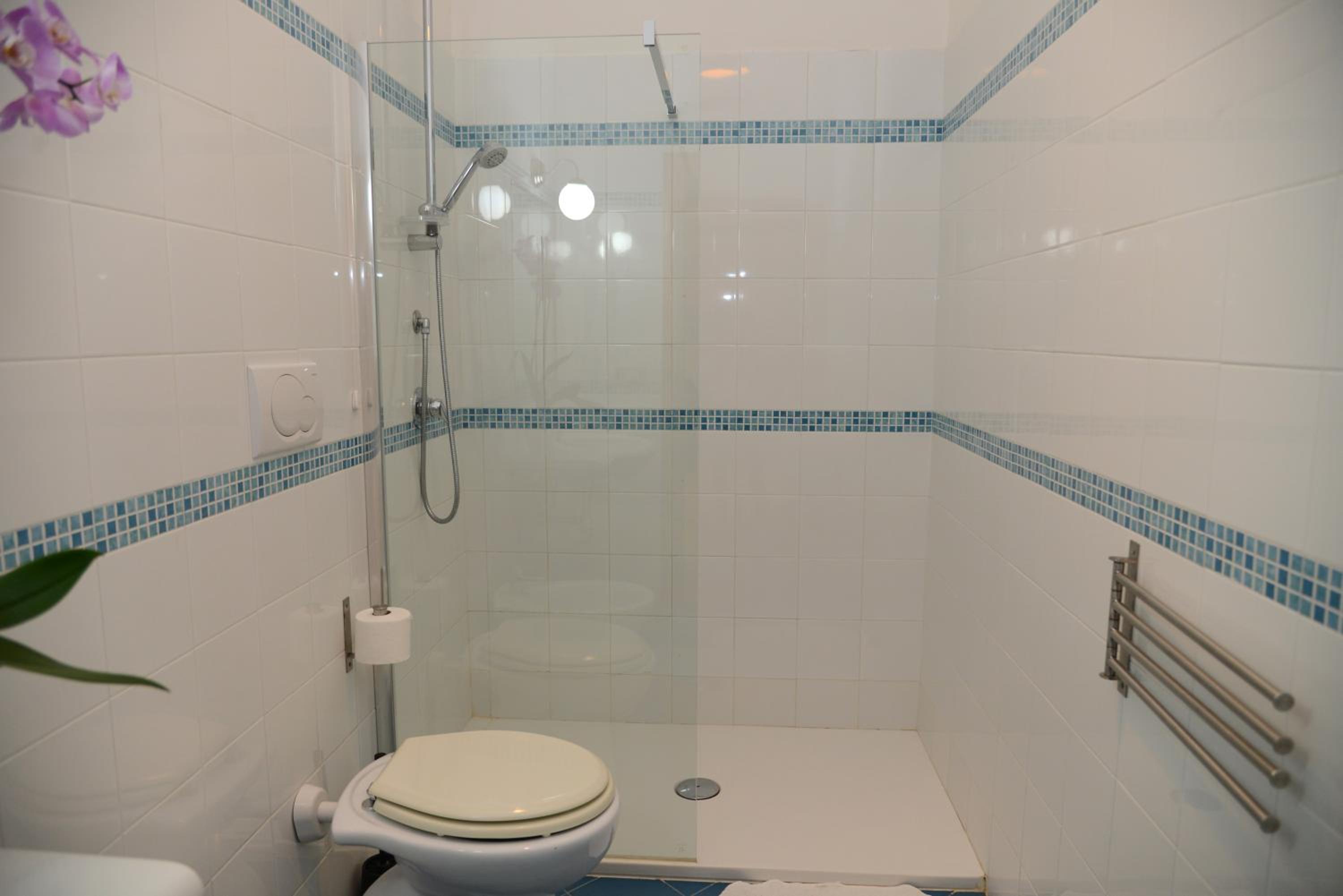 Jonico Guest House