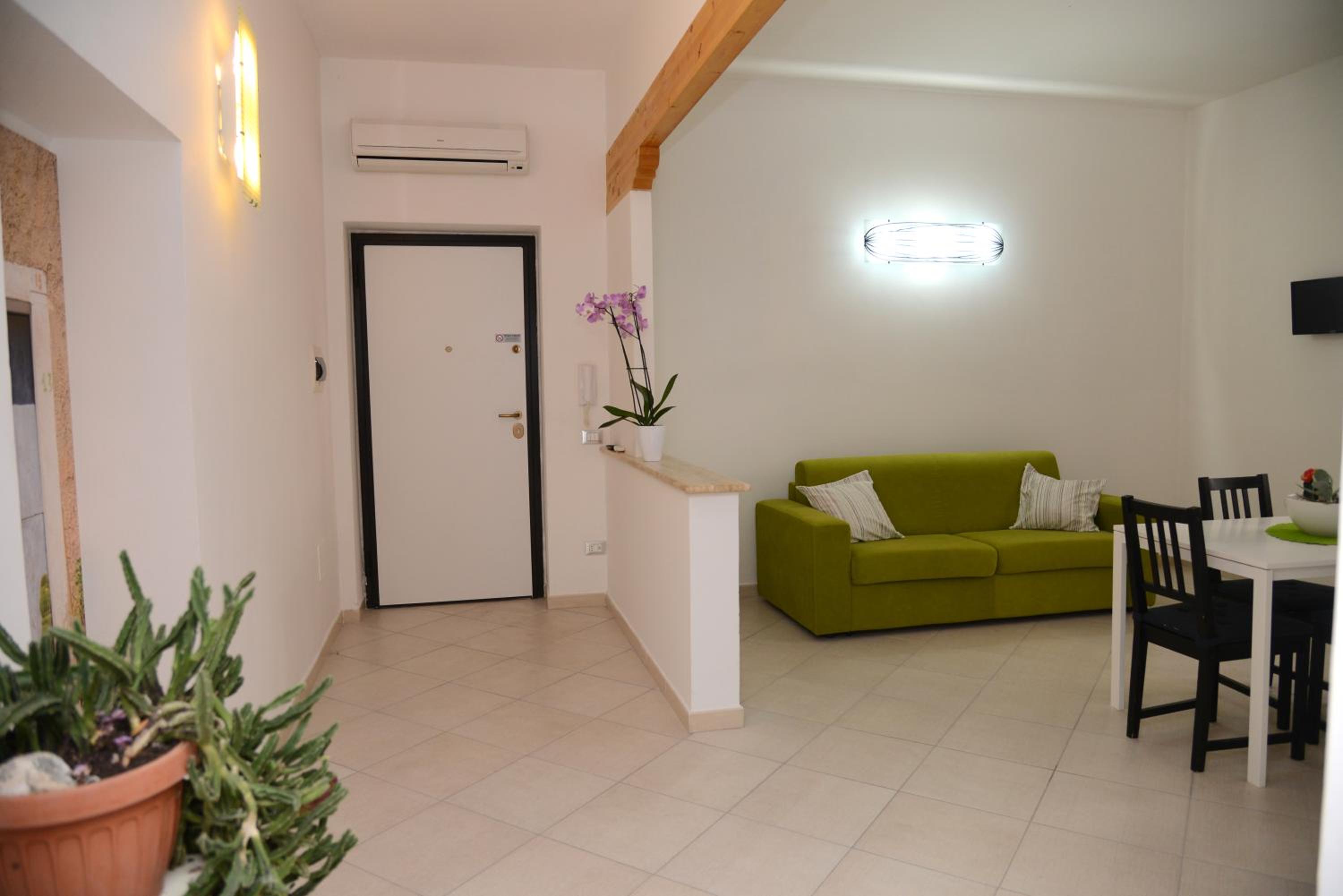 Jonico Guest House