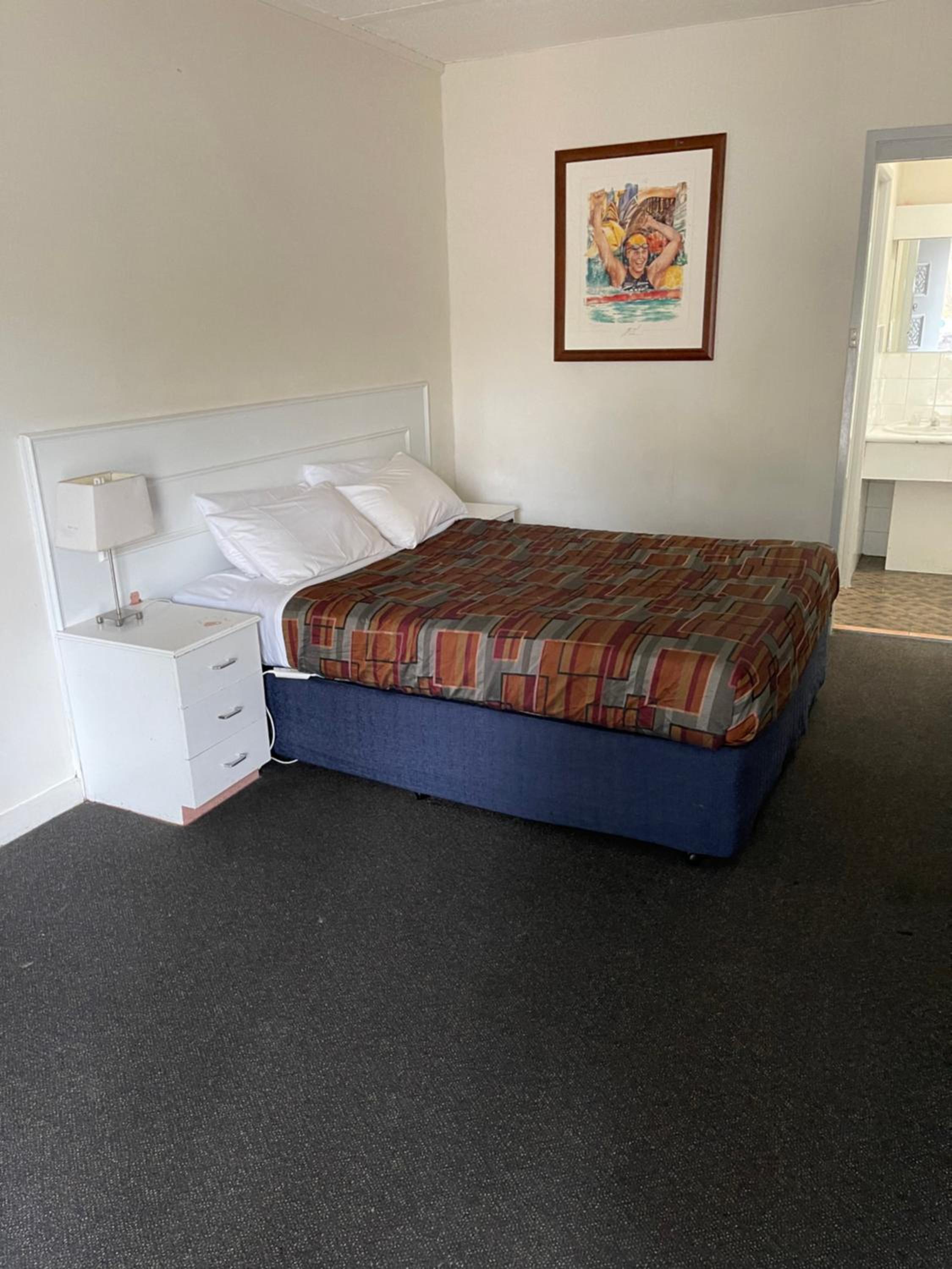 Parkside Inn Motel