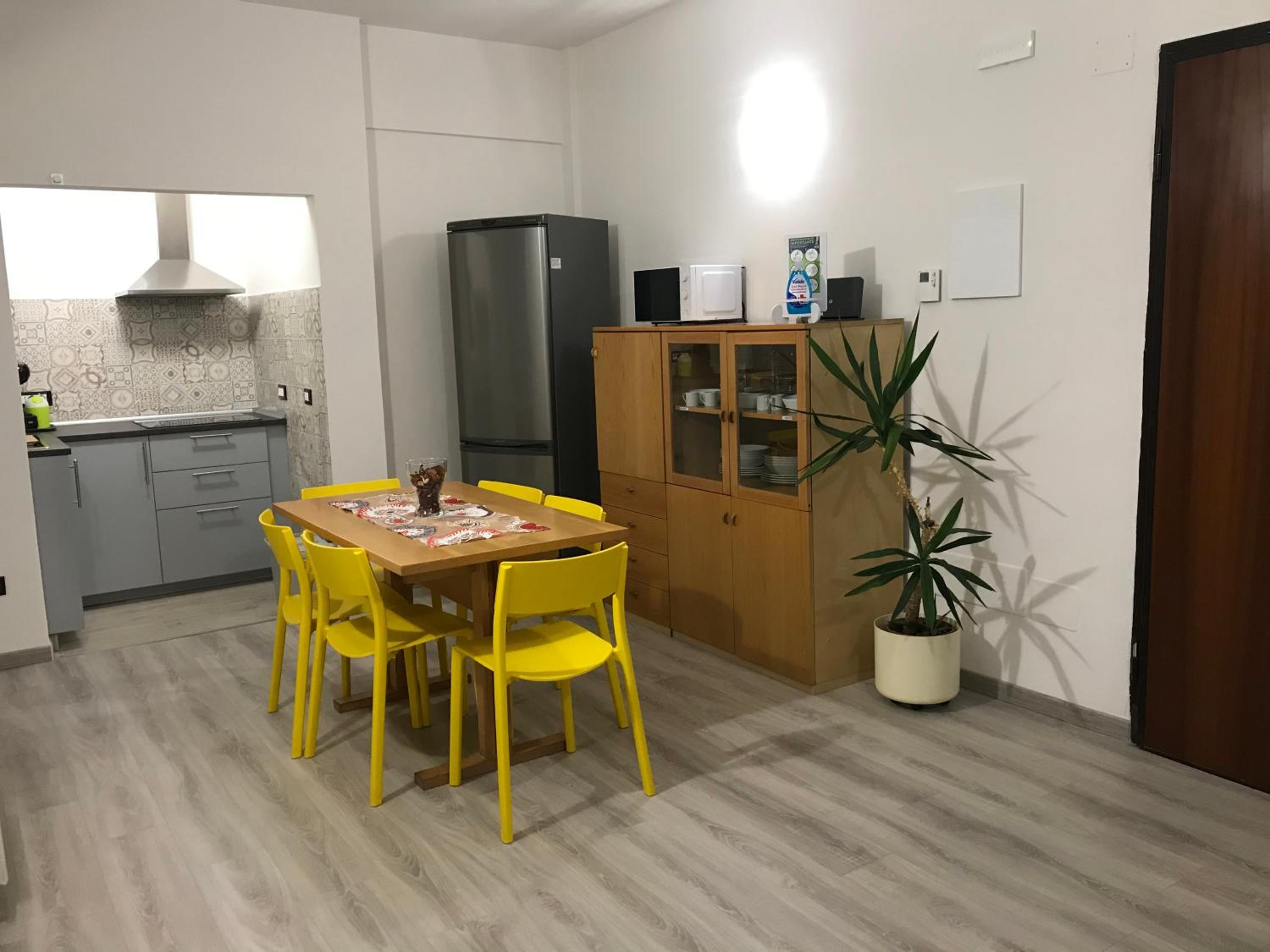 ATTICO LIVORNO Bed & Relax view 3