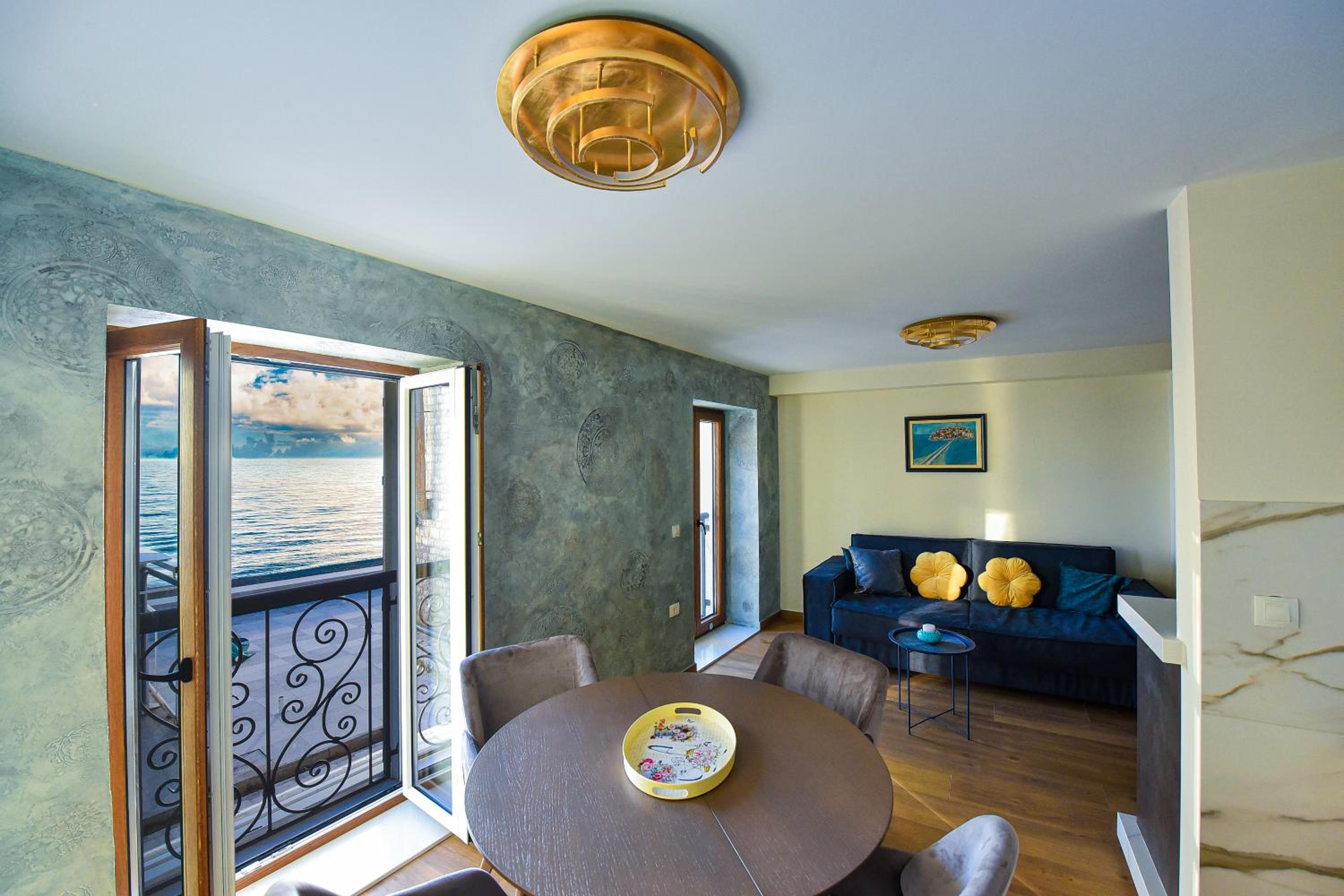 Galija lux Petrovac view 5
