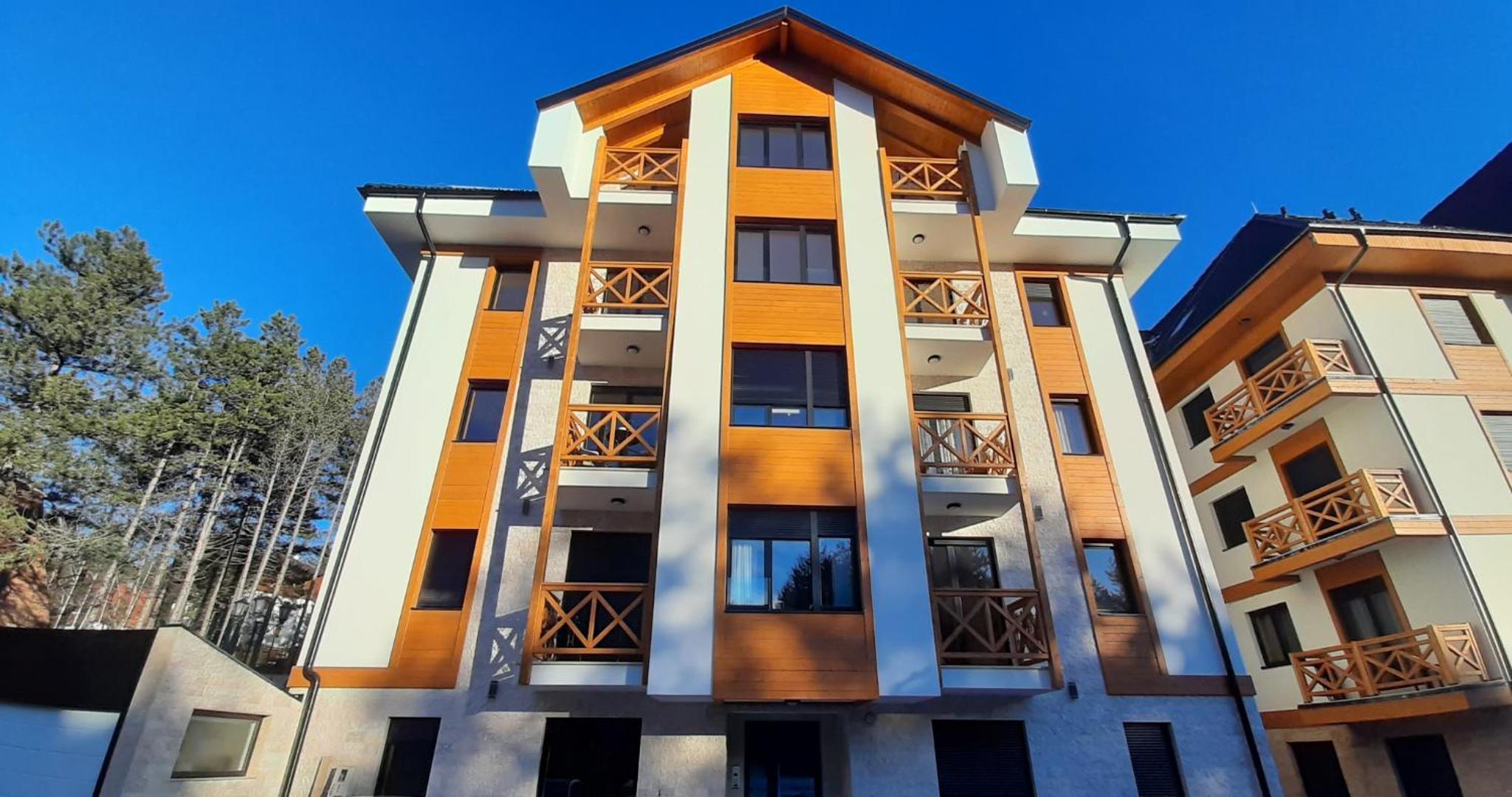 Felix Apartmani 6