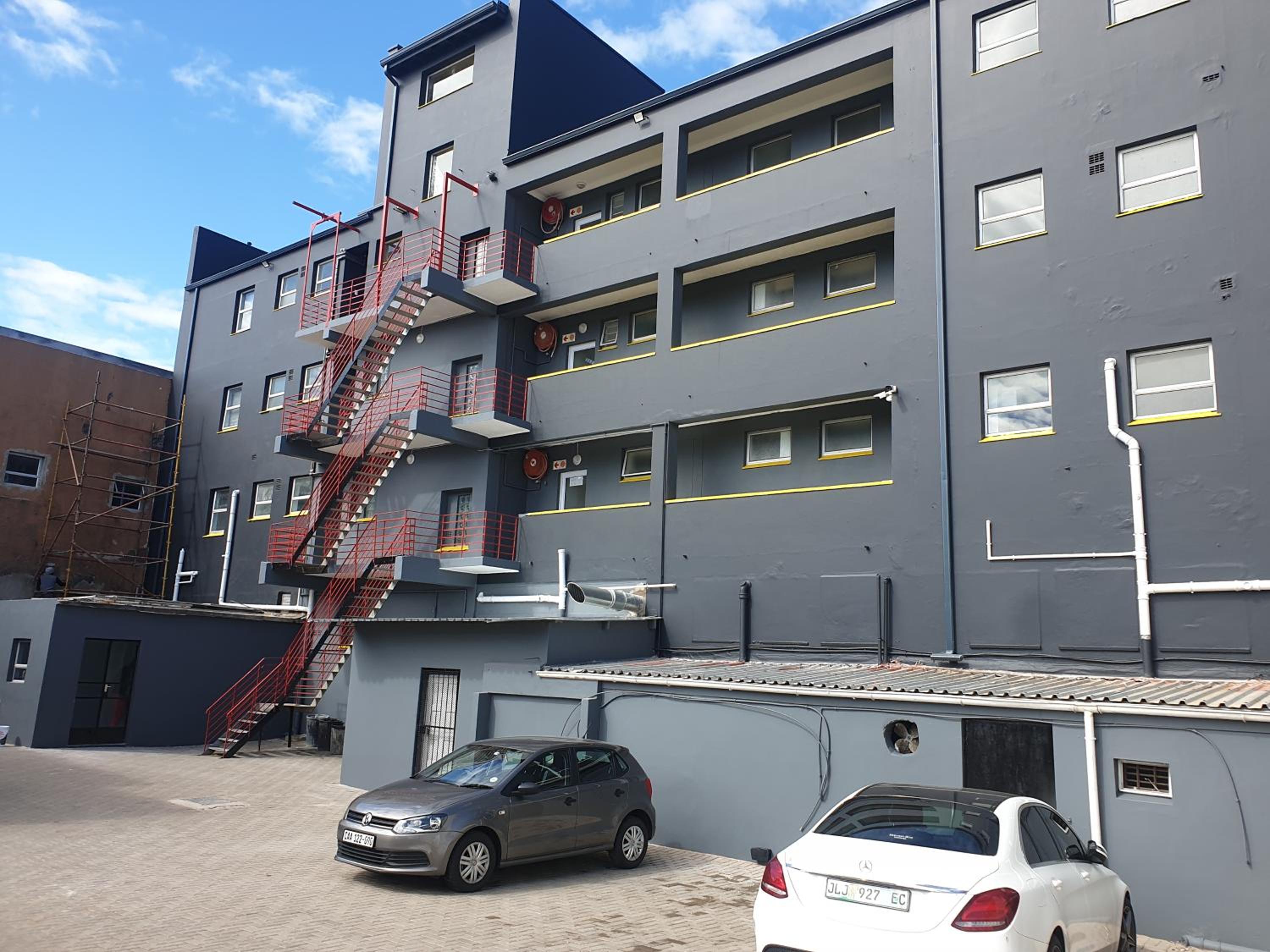 40 CZ KUBS Oxford Apartments view 2