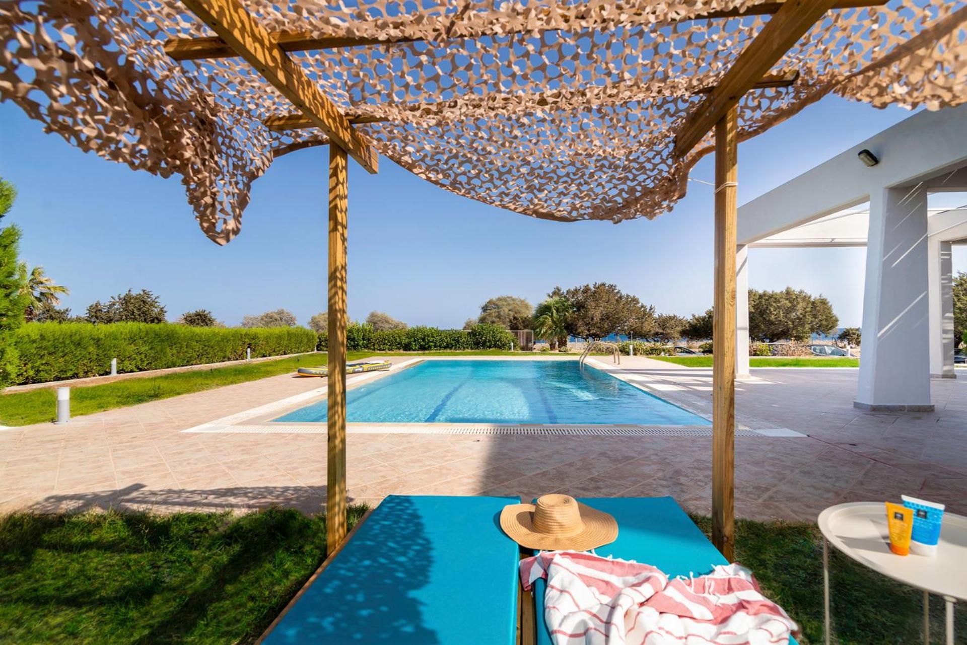 The "Perfect Beach House" Villa photo 2