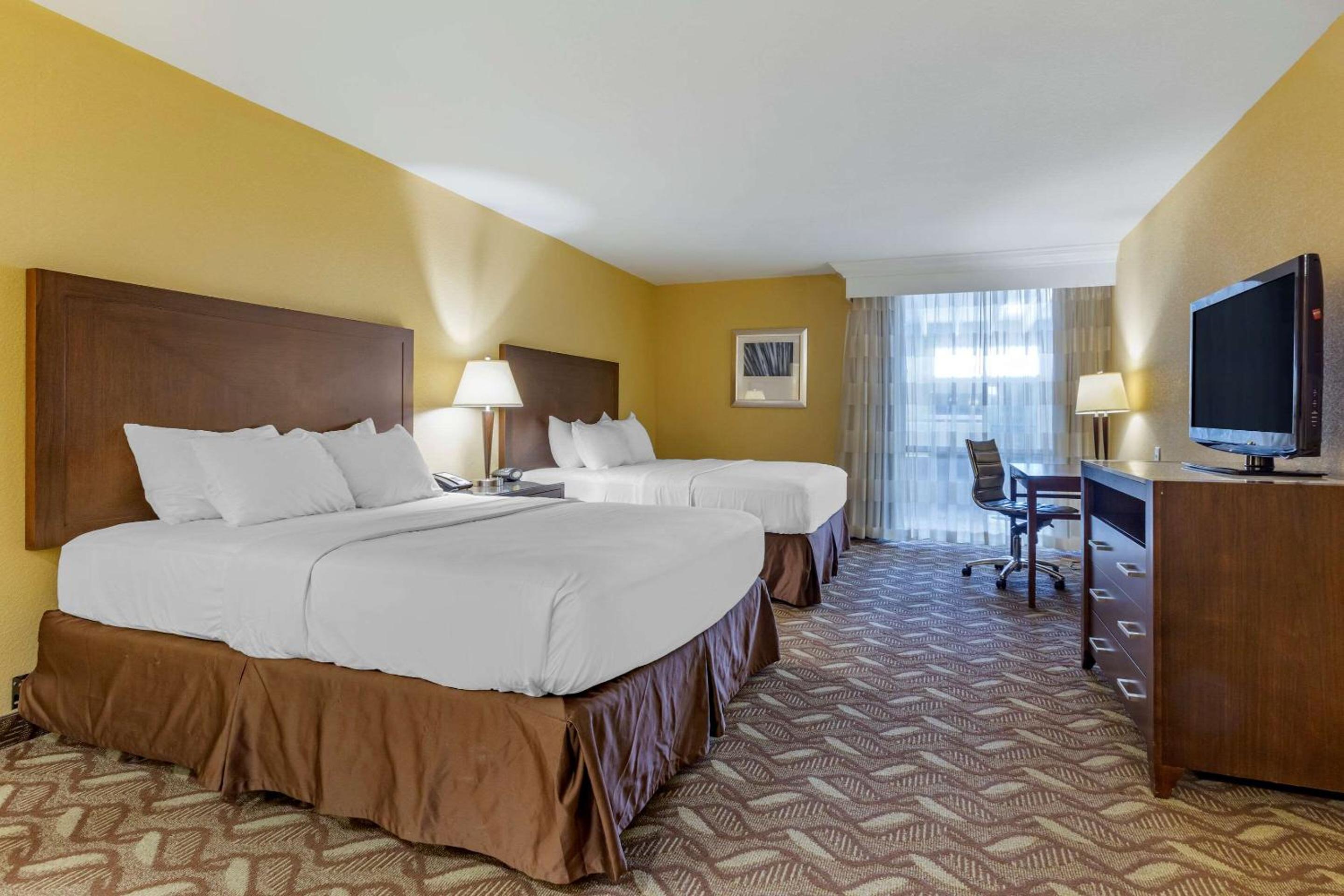 Clarion Inn & Suites Roswell, 사진 19