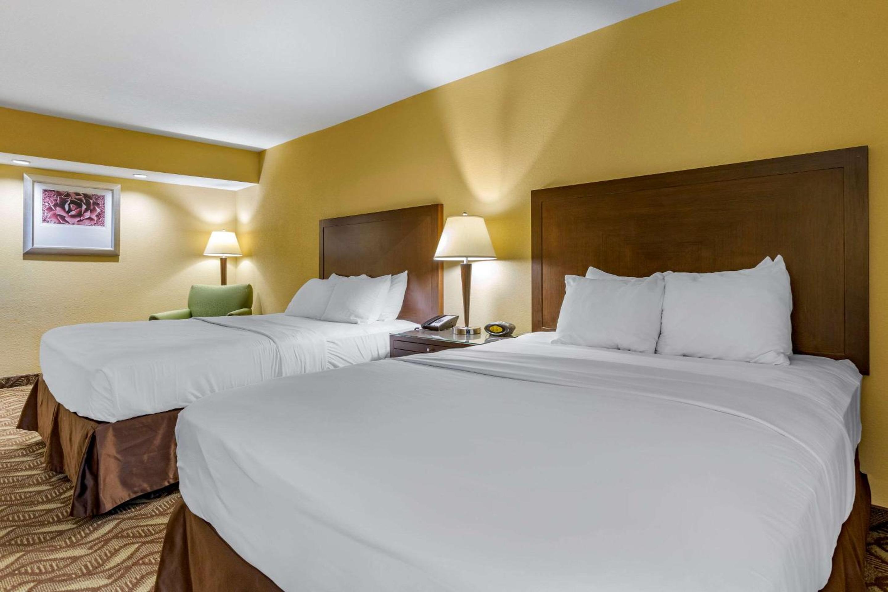 Clarion Inn & Suites Roswell, 사진 26