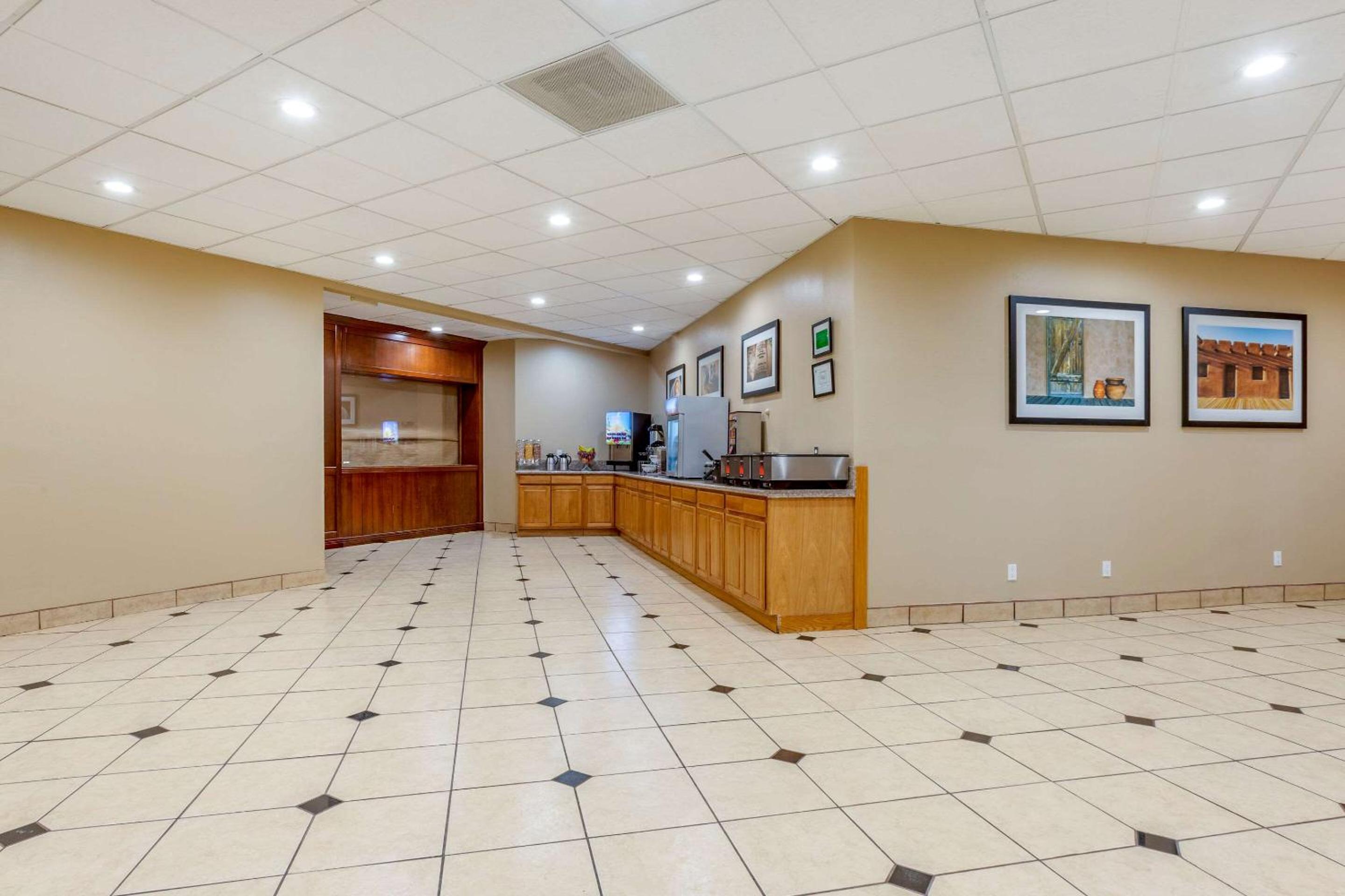 Clarion Inn & Suites Roswell, 사진 7