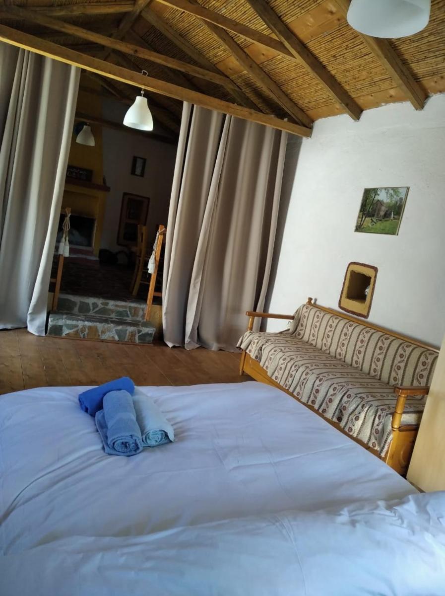 Leonidio small hause with swimming pool photo 5