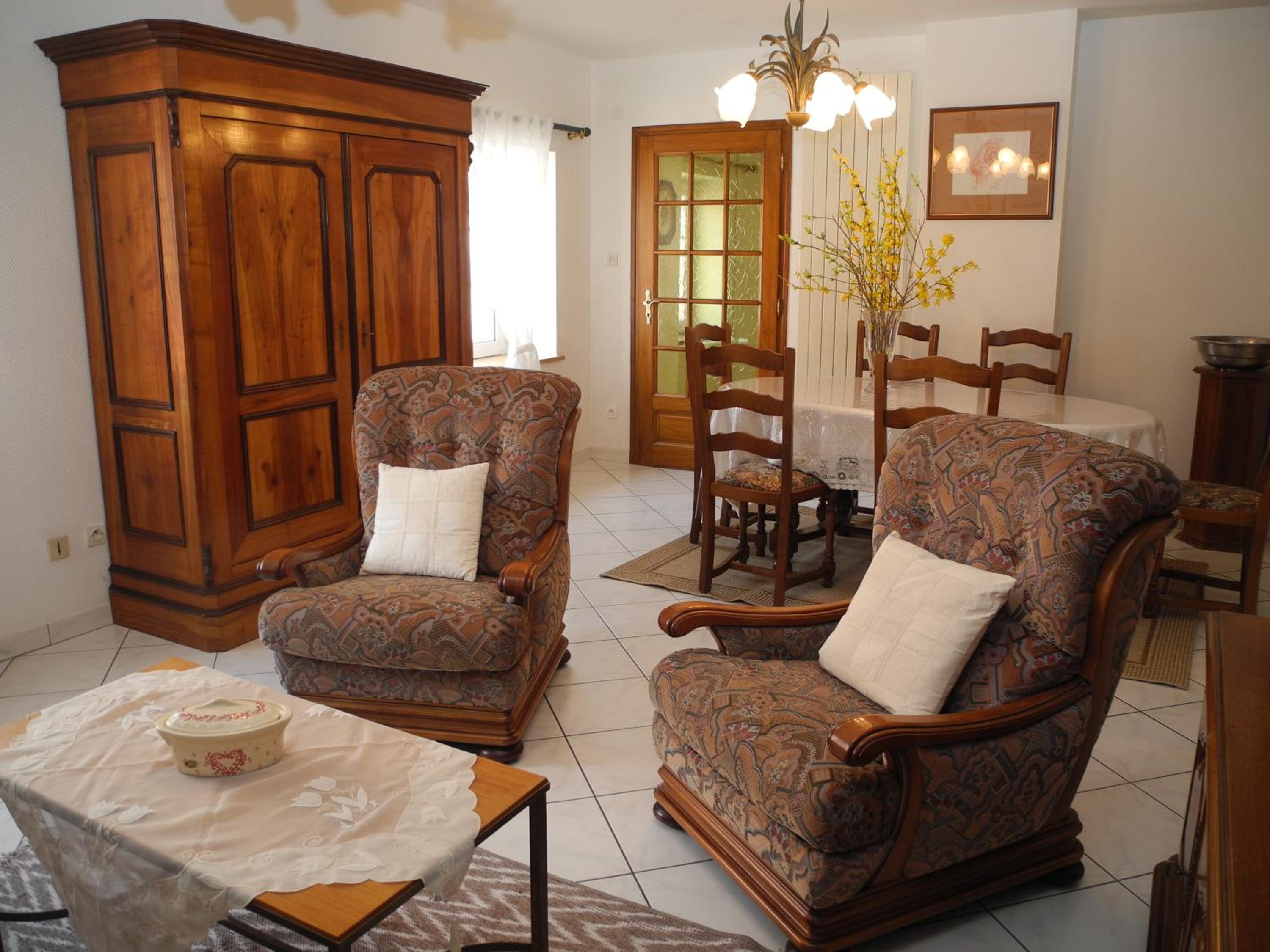 Au Pied du Chateau view 3