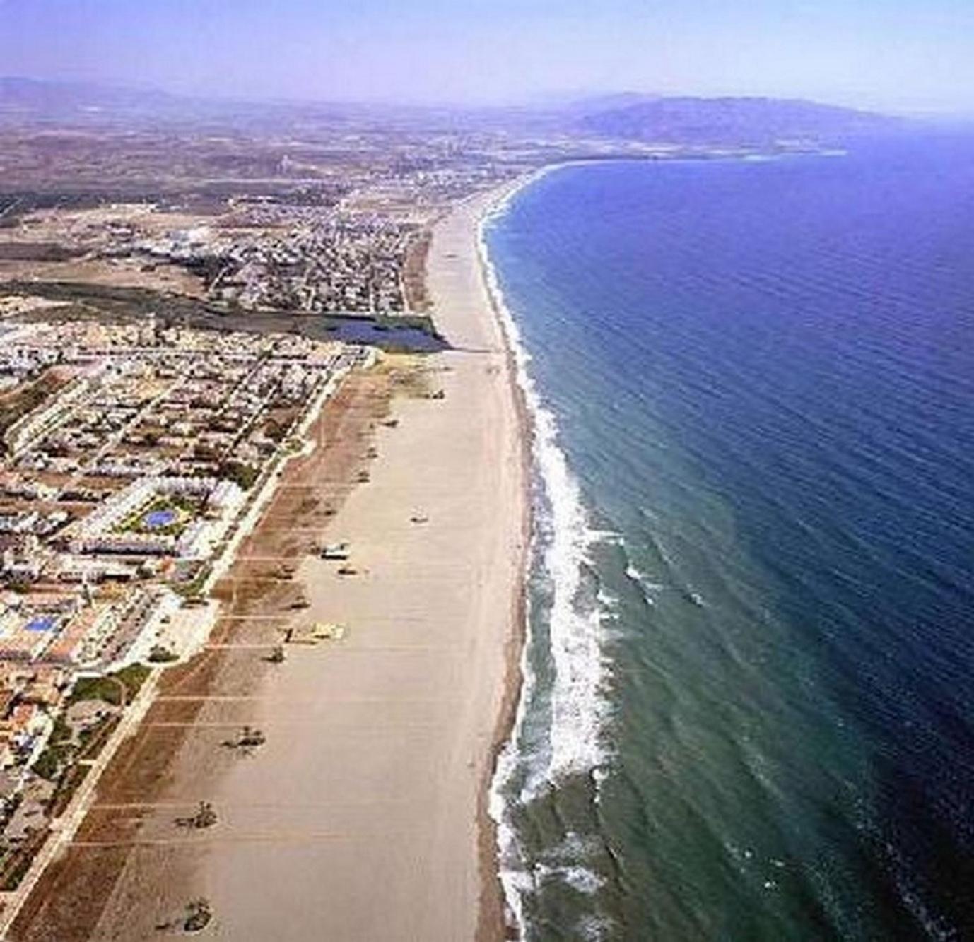 Pueblo Salinas de Vera Playa, precioso apartamento S, vistas piscina, WIFI