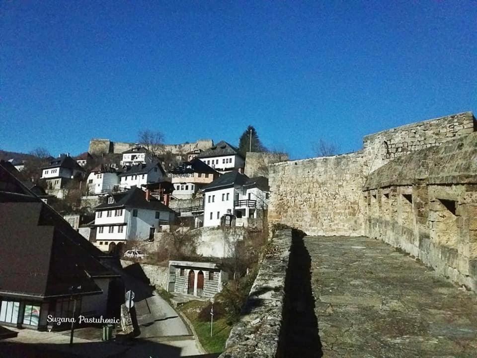 Amar Apartmani, Jajce