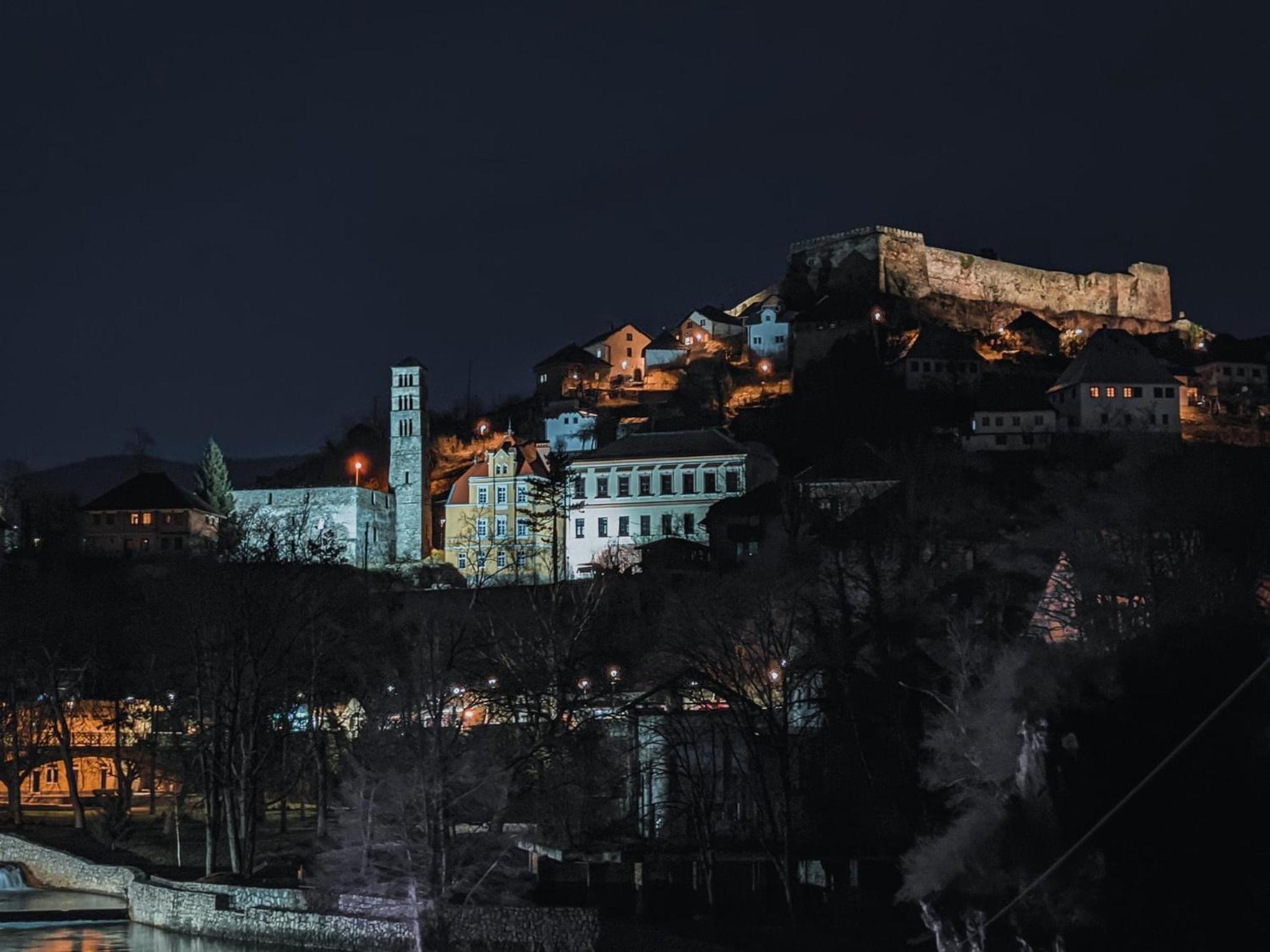 Amar Apartmani, Jajce