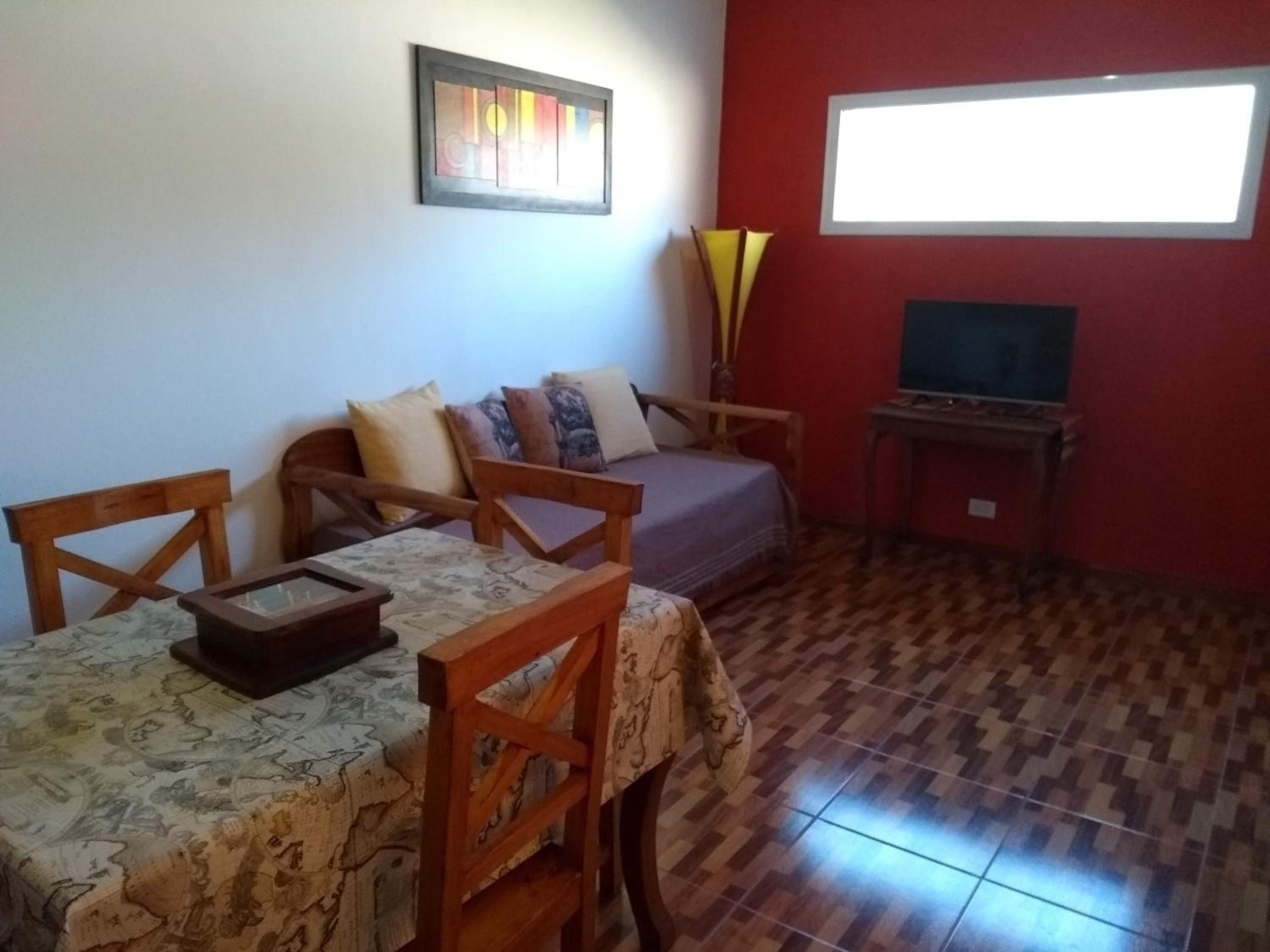 El Algarrobo Escondido Canchas de Pádel y Bosque Serrano