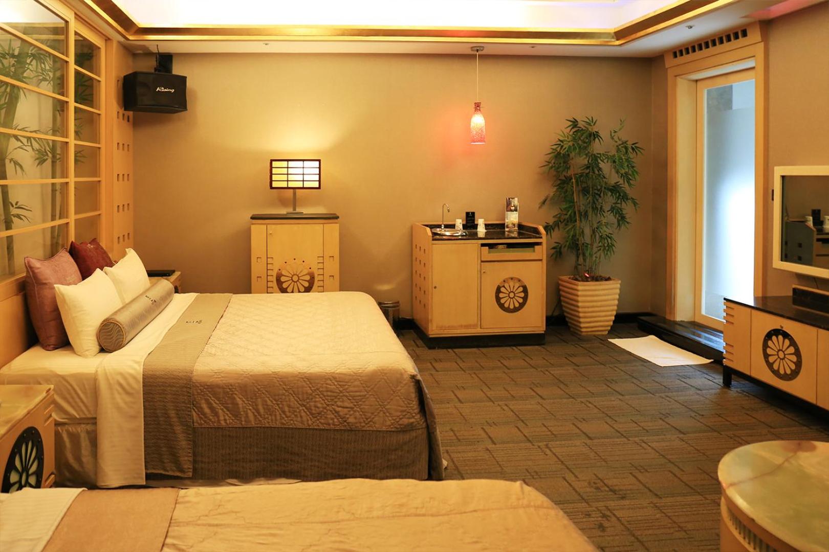 In-stone Motel