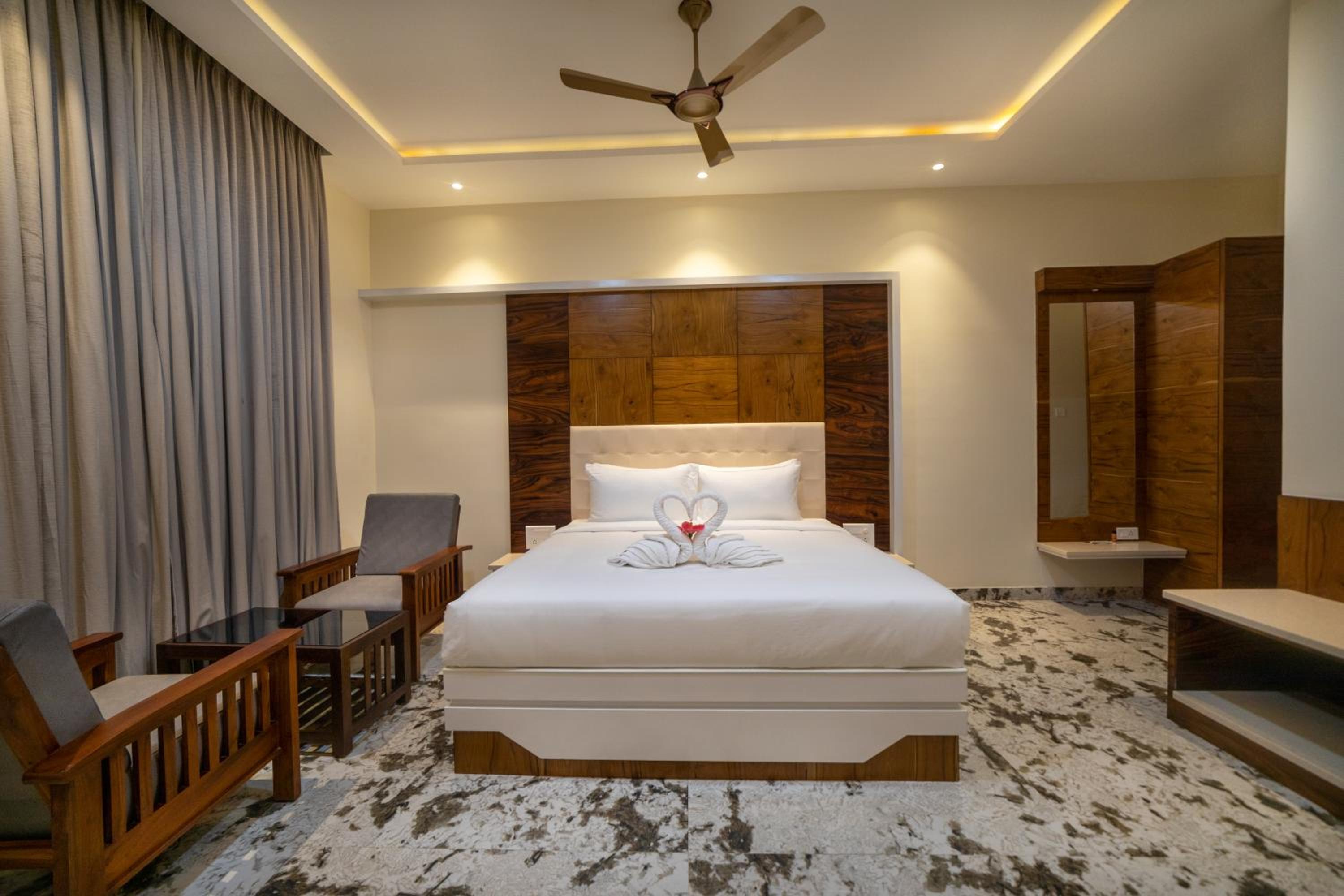 SR Jungle Resort