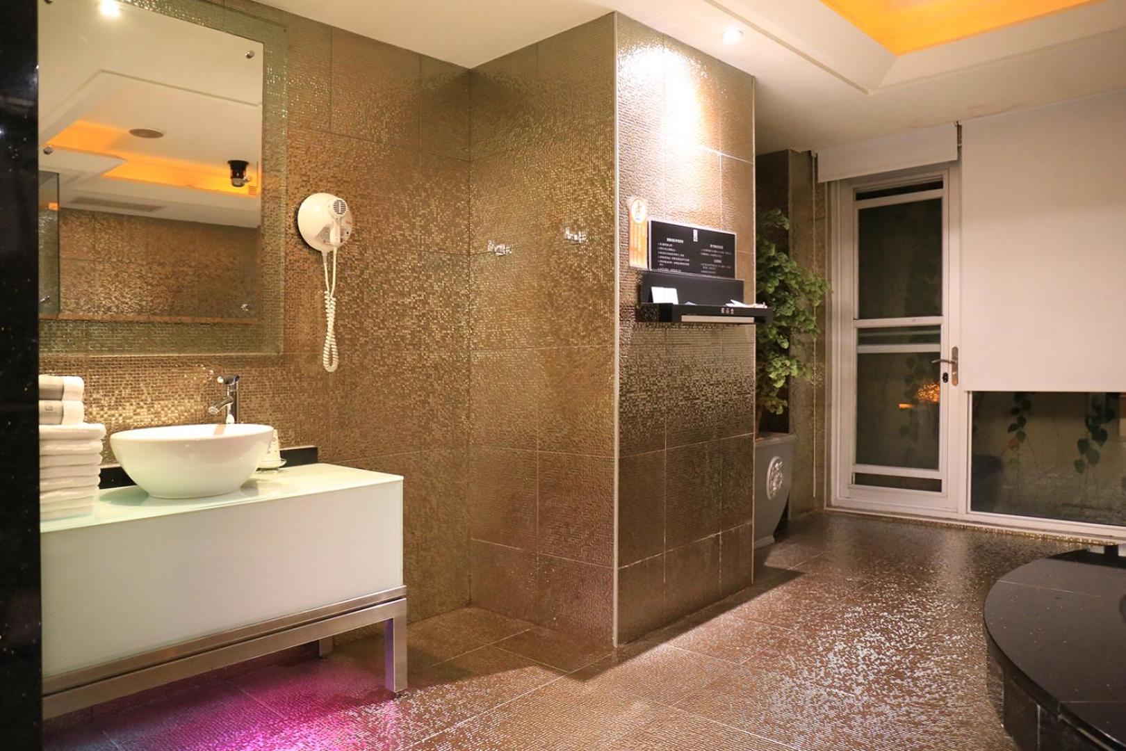 In-stone Motel