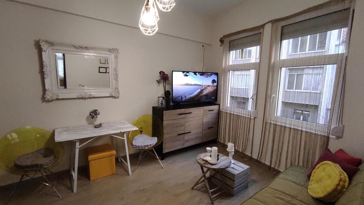 Athens Living room