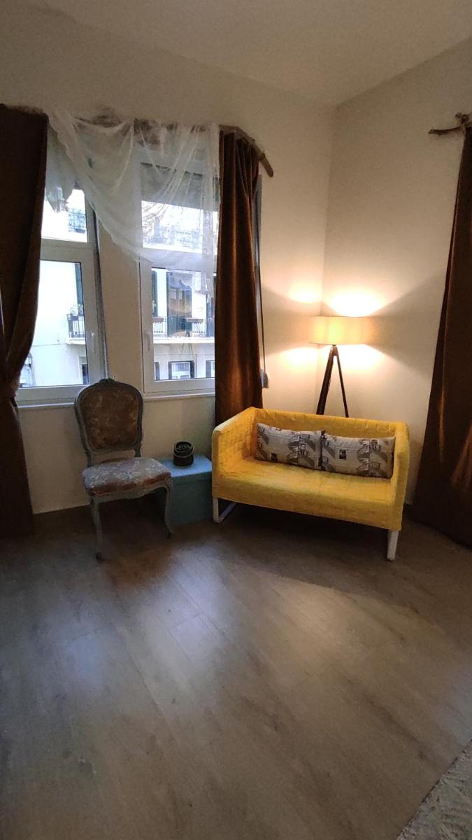 Athens Living room