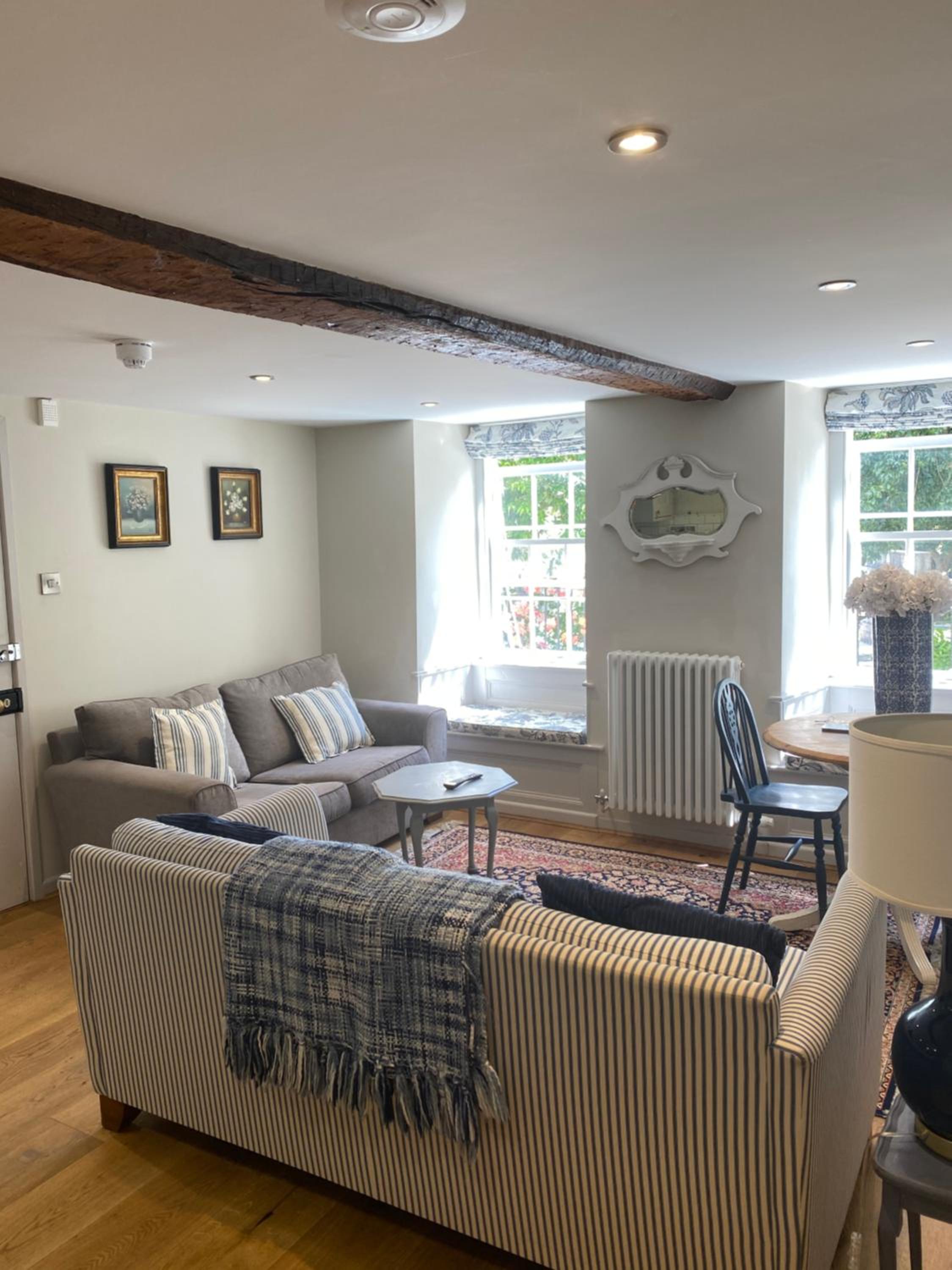 Monmouth House Lyme Regis, Up to 16 guests, dog friendly, garden, hot tub view 5