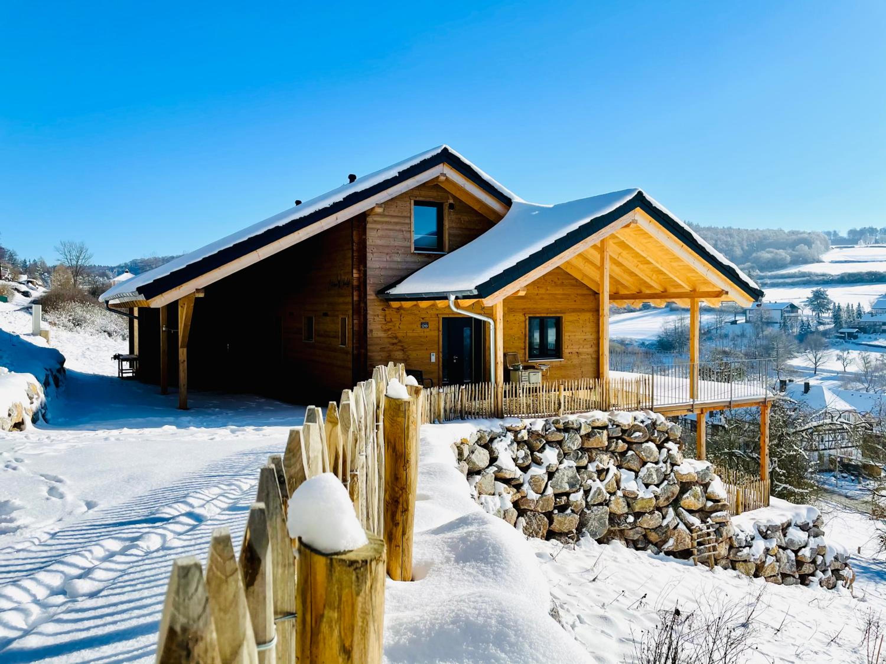 Edersee-Chalet view 4
