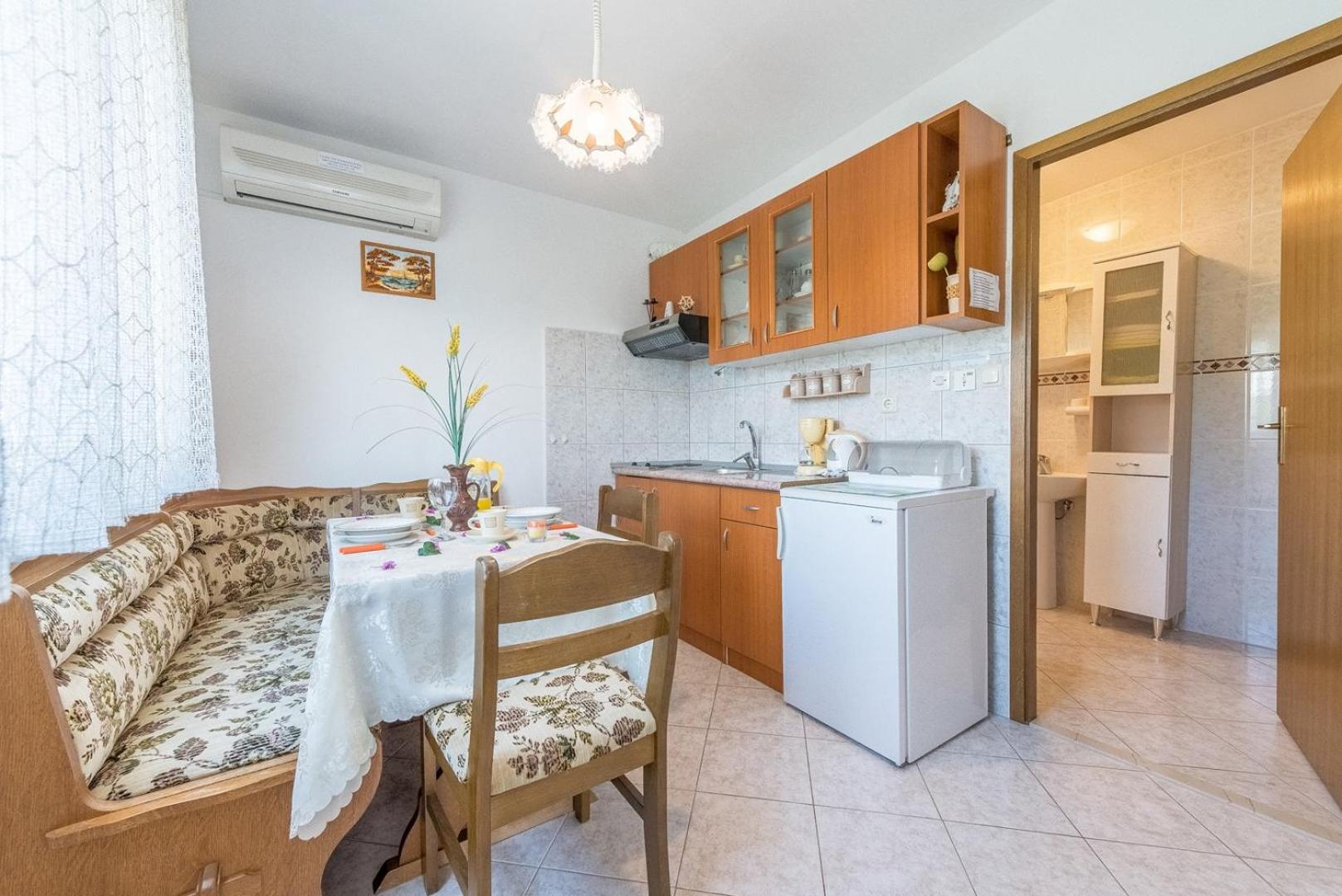 Apartments Kostović view 3