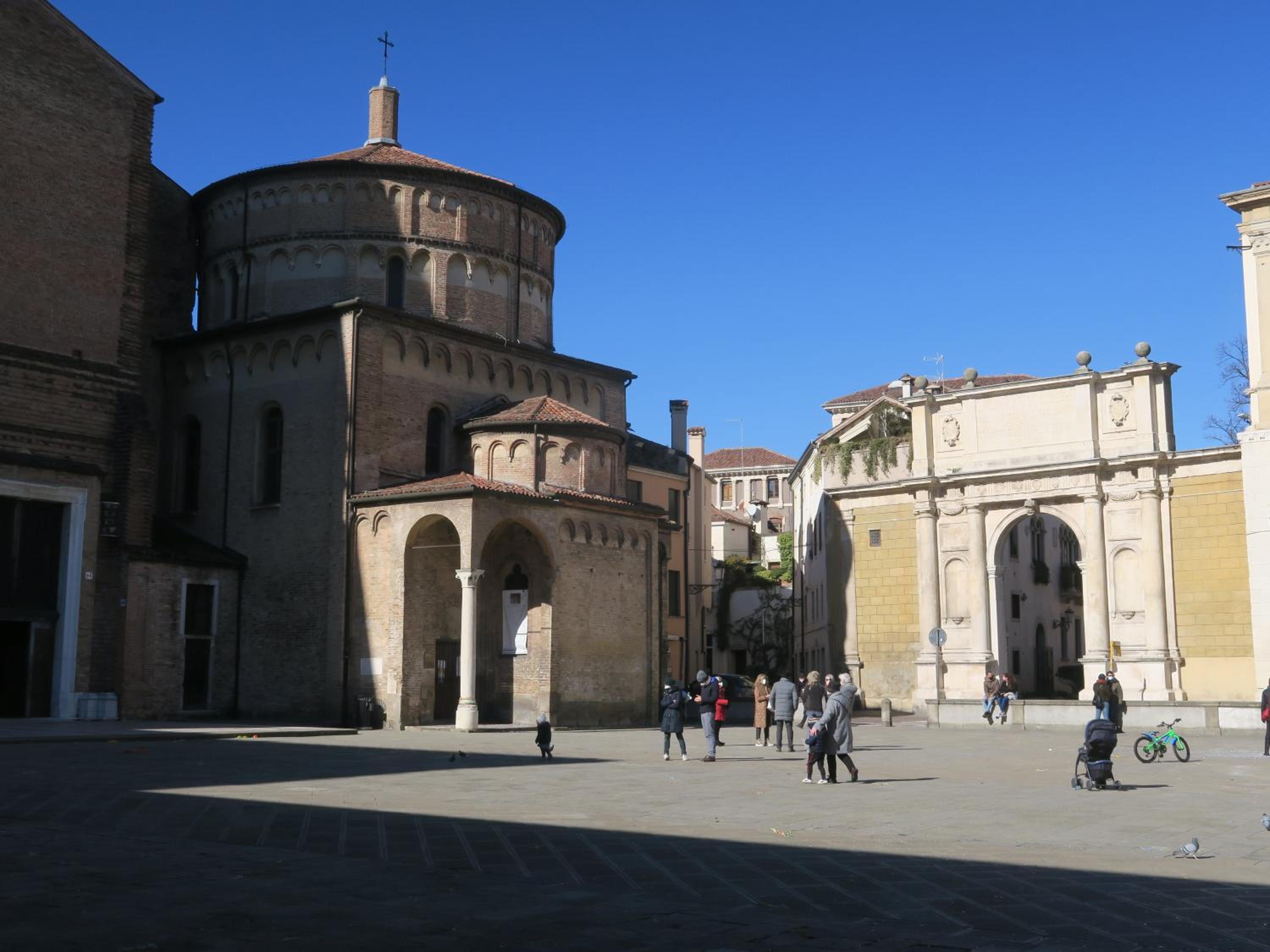 Photo 28