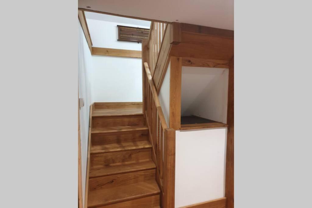 Traditional coach house in rural private estate. view 4