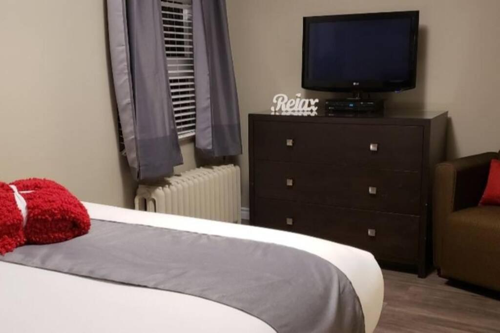 Cozy Sweet #19. By Amazing Property Rentals view 2