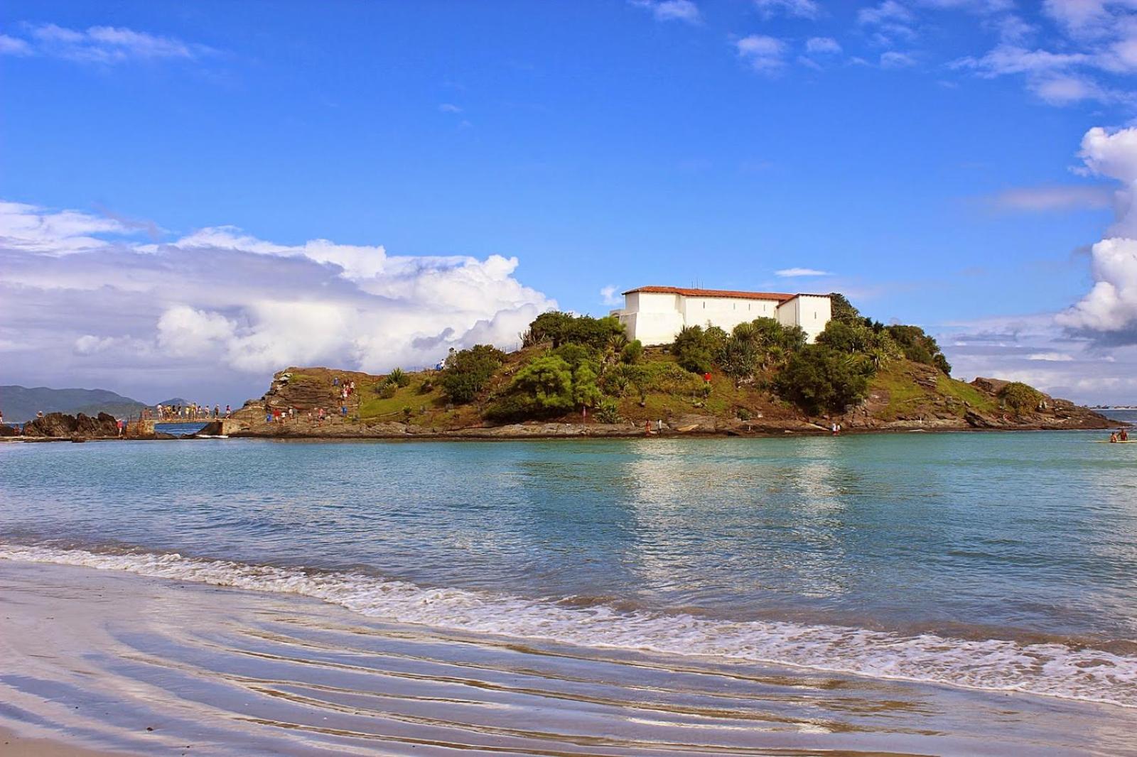 Duplex Ótimo 16 Pessoas - Cabo Frio, 5 quartos a 15 minutos da praia
