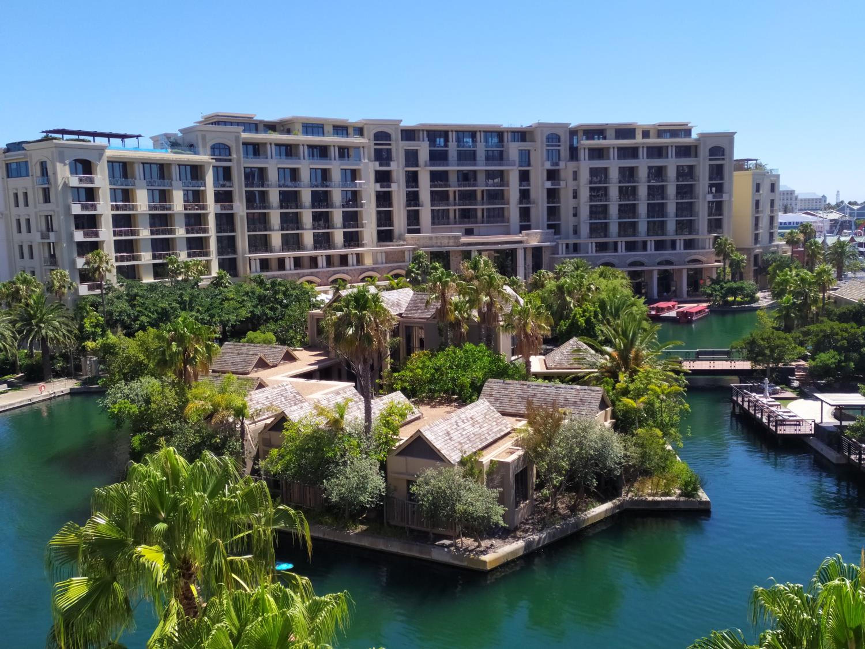 Two Bedroom Apartment - fully furnished and equipped