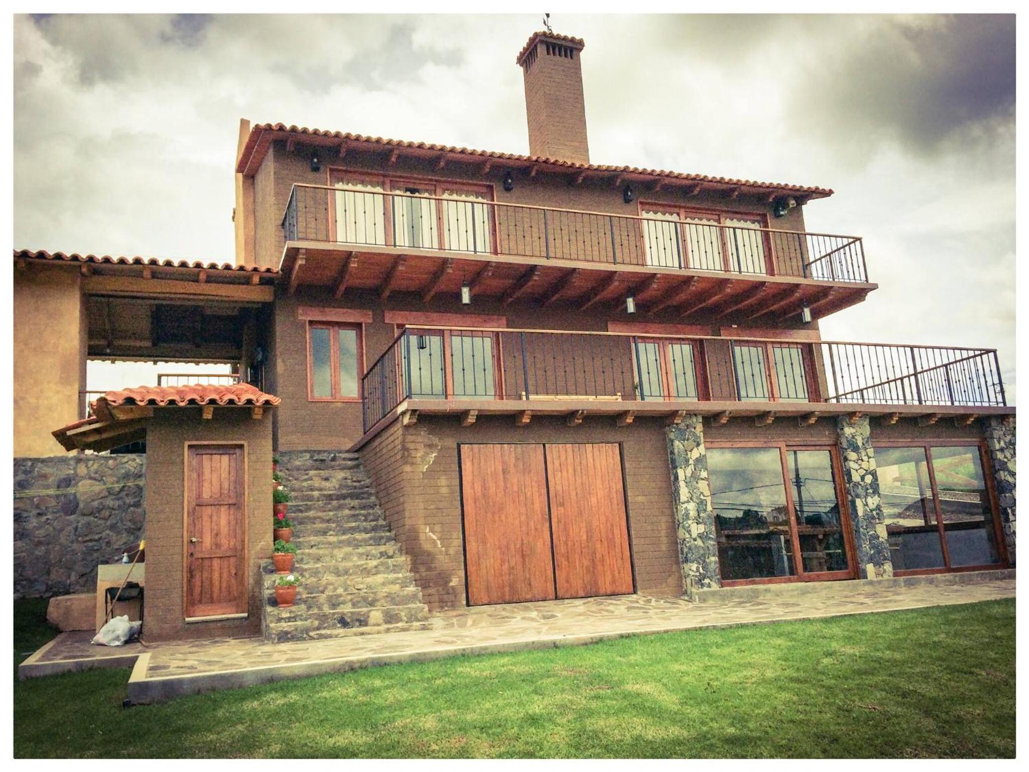 Hotel Beautiful Cabain At Tapalpas Downtown - Image 1