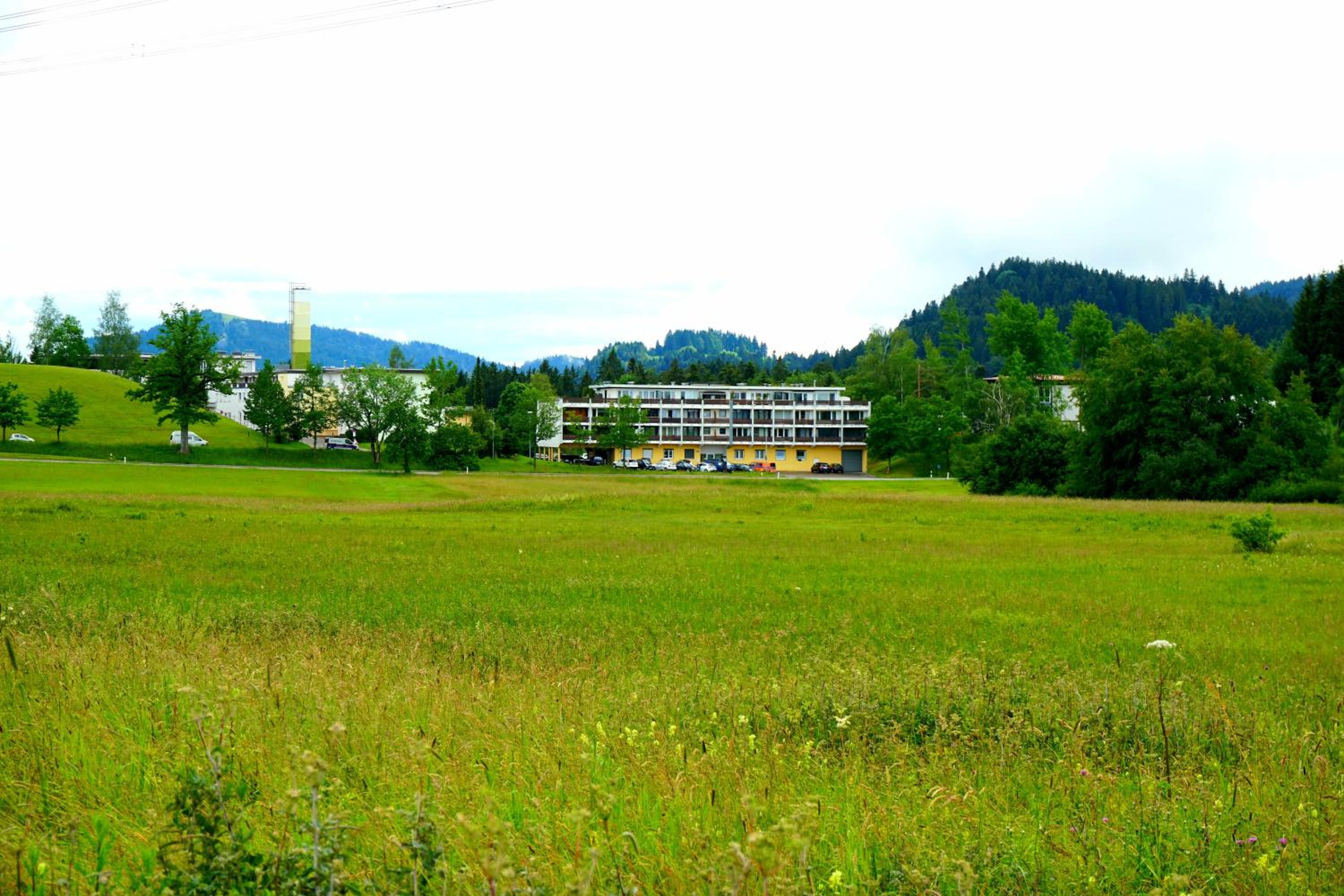Hotel Ferienwohnung BergOase mit Pool & Sauna - Image 1