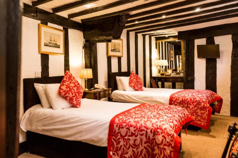 The Mermaid Inn 9