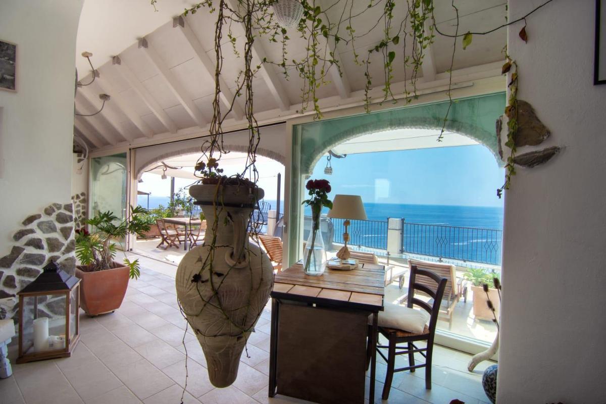 Villa dei Faraglioni - Homelike Villas view 2