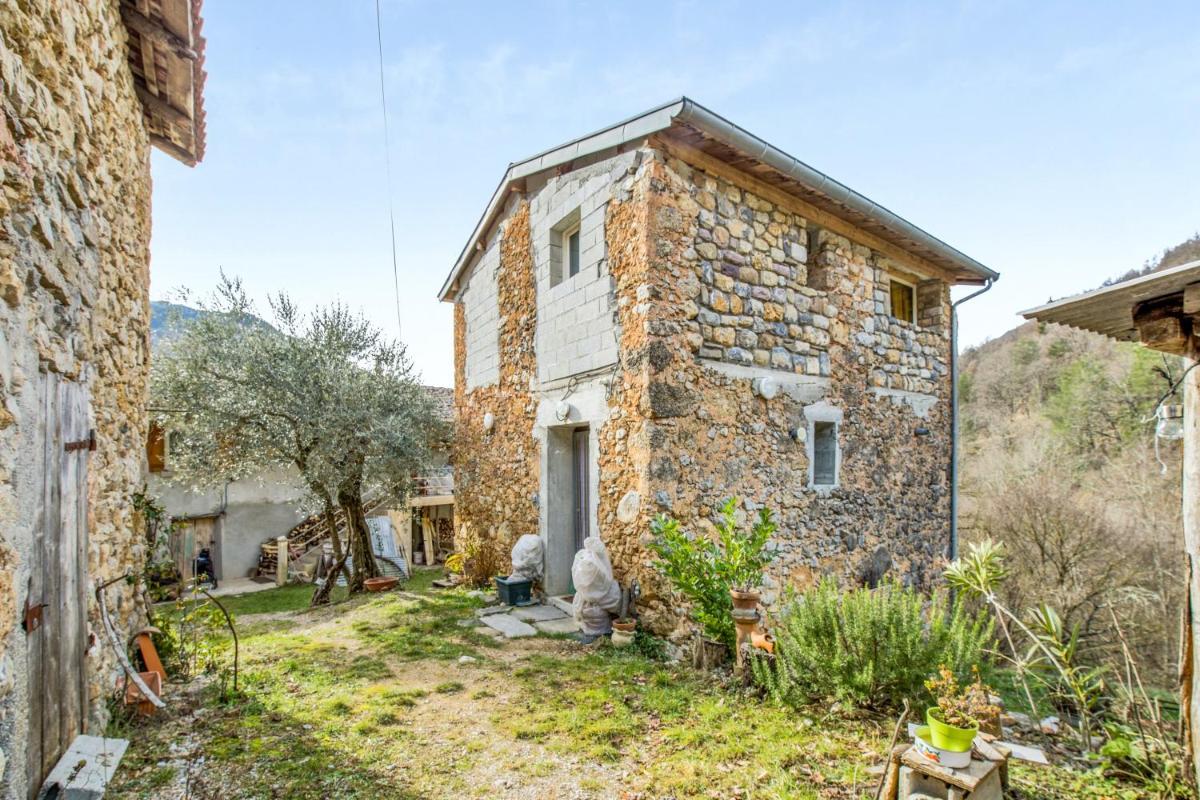Maison de 2 chambres avec jardin a La Bollene Vesubie view 3