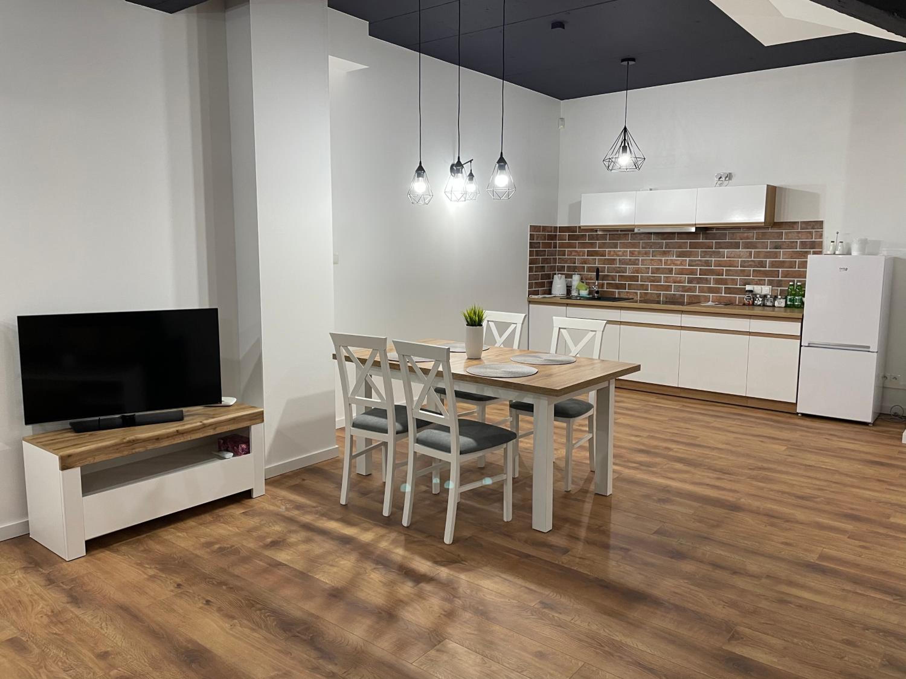 Apartament Rynek 13 z parkingiem - Centrum Bochni view 5