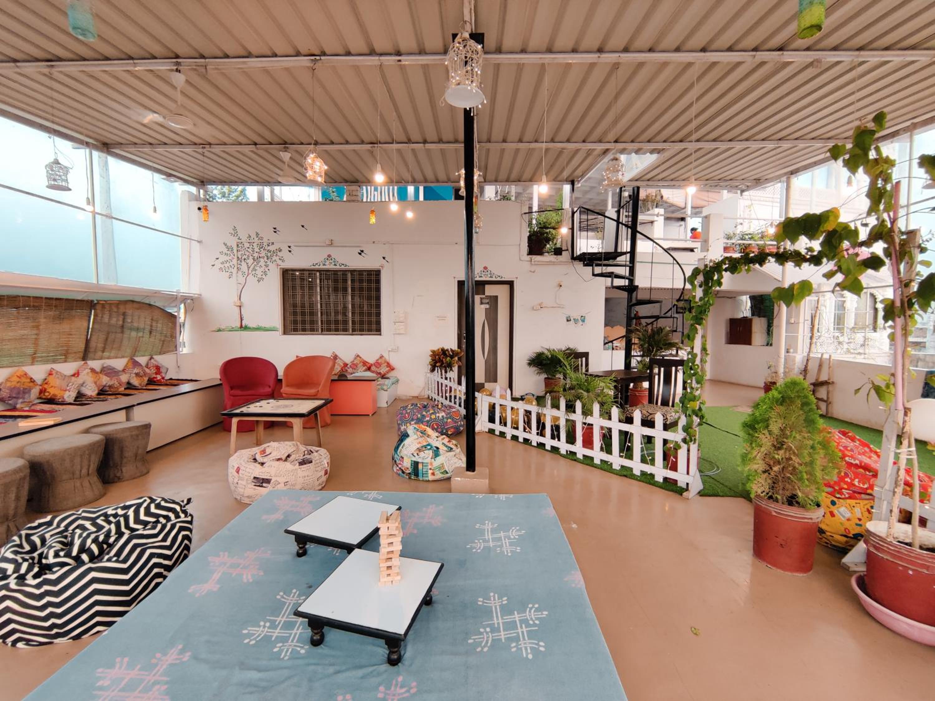 lounge
