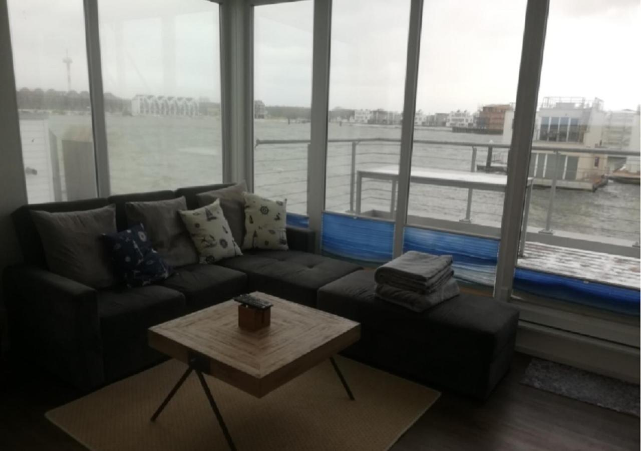 Schwimmendes Ferienhaus Swimming Lounge