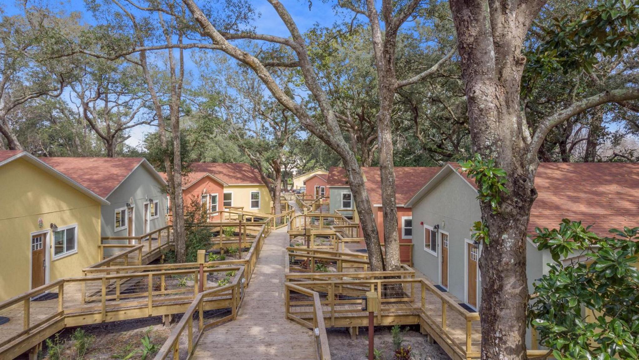 Sea Cottages of Amelia view 2
