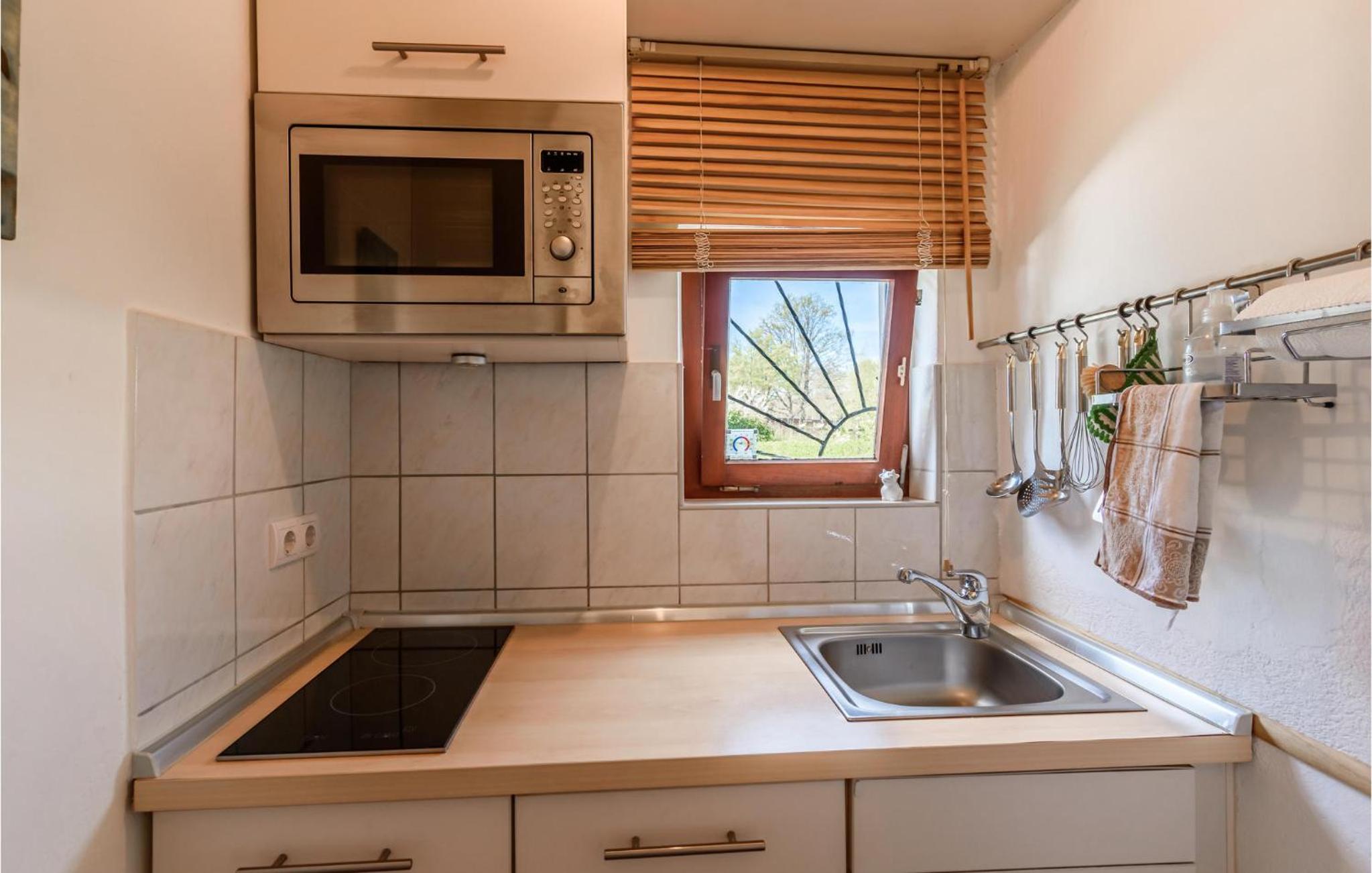 1 Bedroom Awesome Home In Haffkrug
