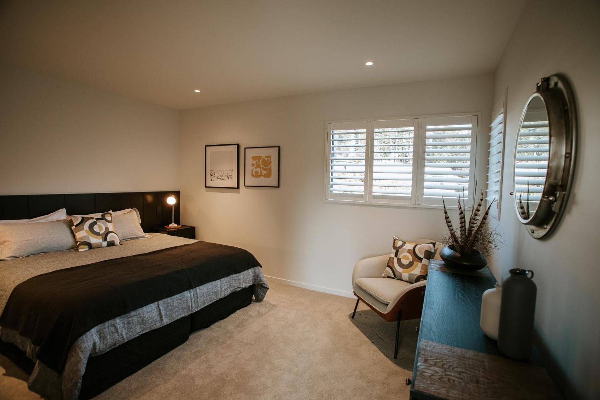 The Heights - Sleeps 8 - Lake Views - Outdoor Fire