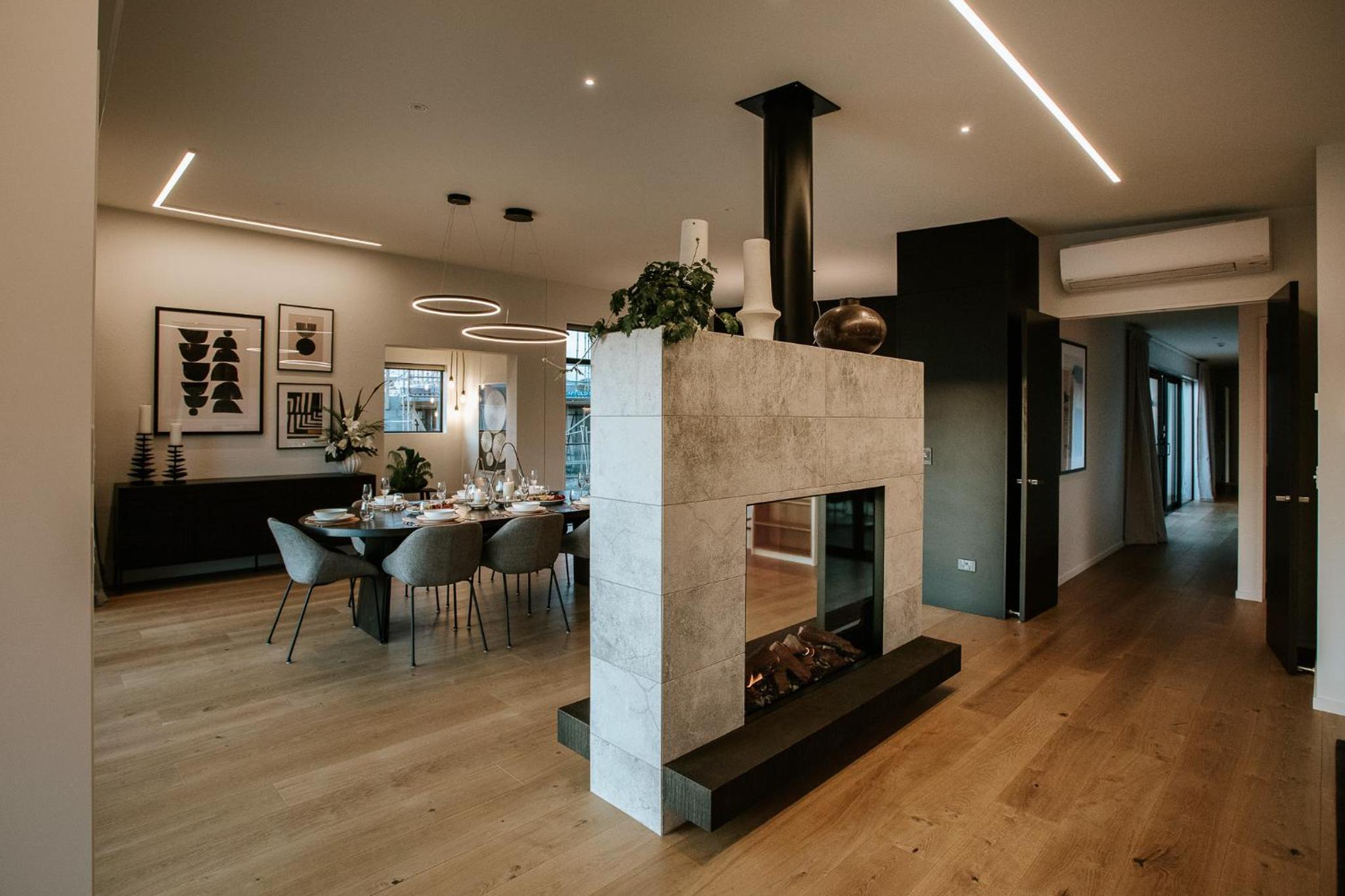 The Heights - Sleeps 8 - Lake Views - Outdoor Fire