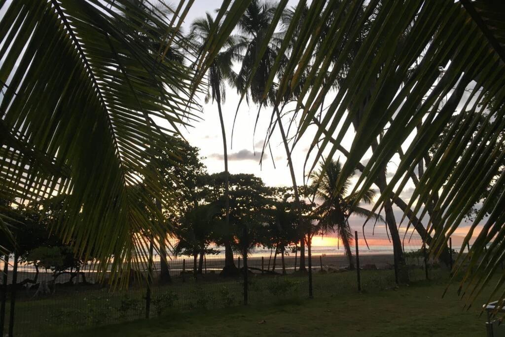 Condominio Frente a Playa Bejuco